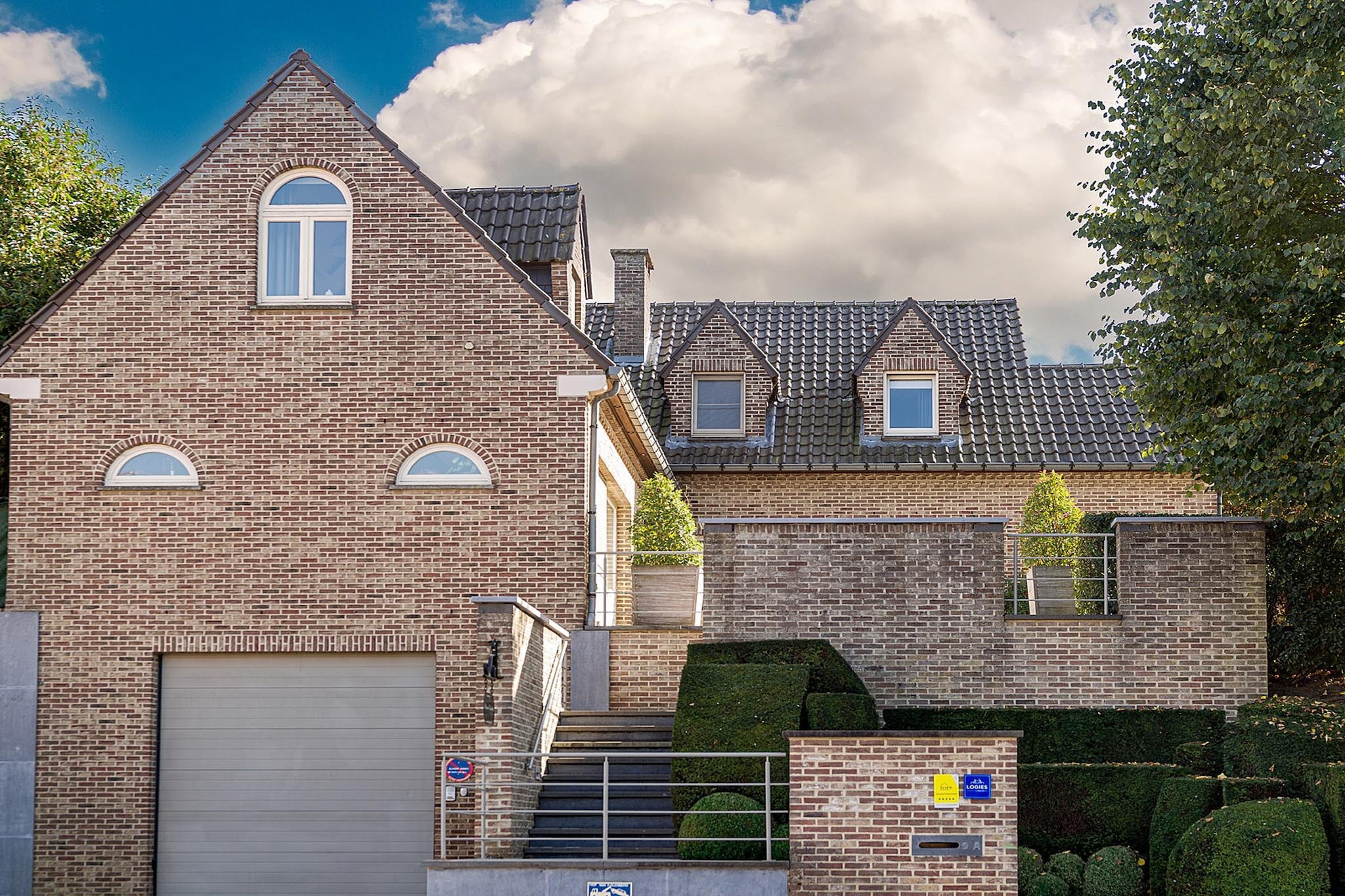 Hof van Kalenberg-Buitenkant zomer