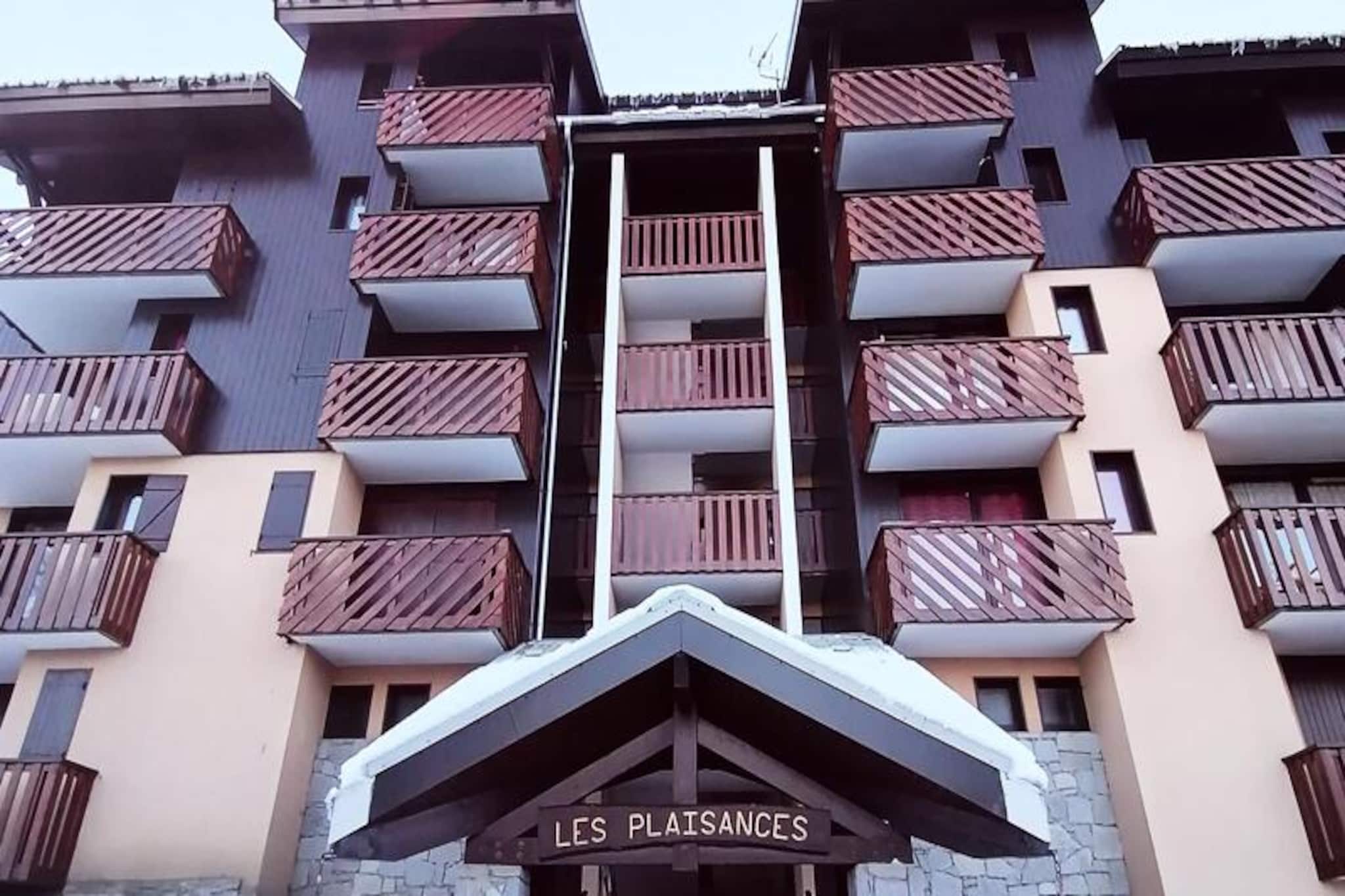 Holiday Home near Mont Blanc Ski Slopes