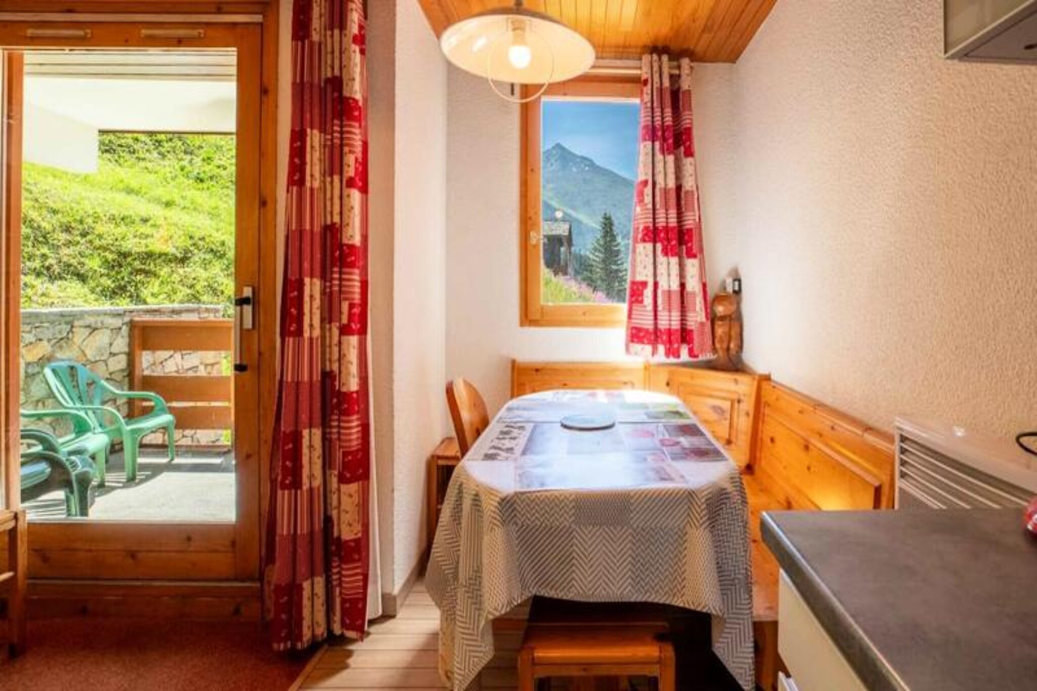 Apartment in Méribel Mottaret by Slopes