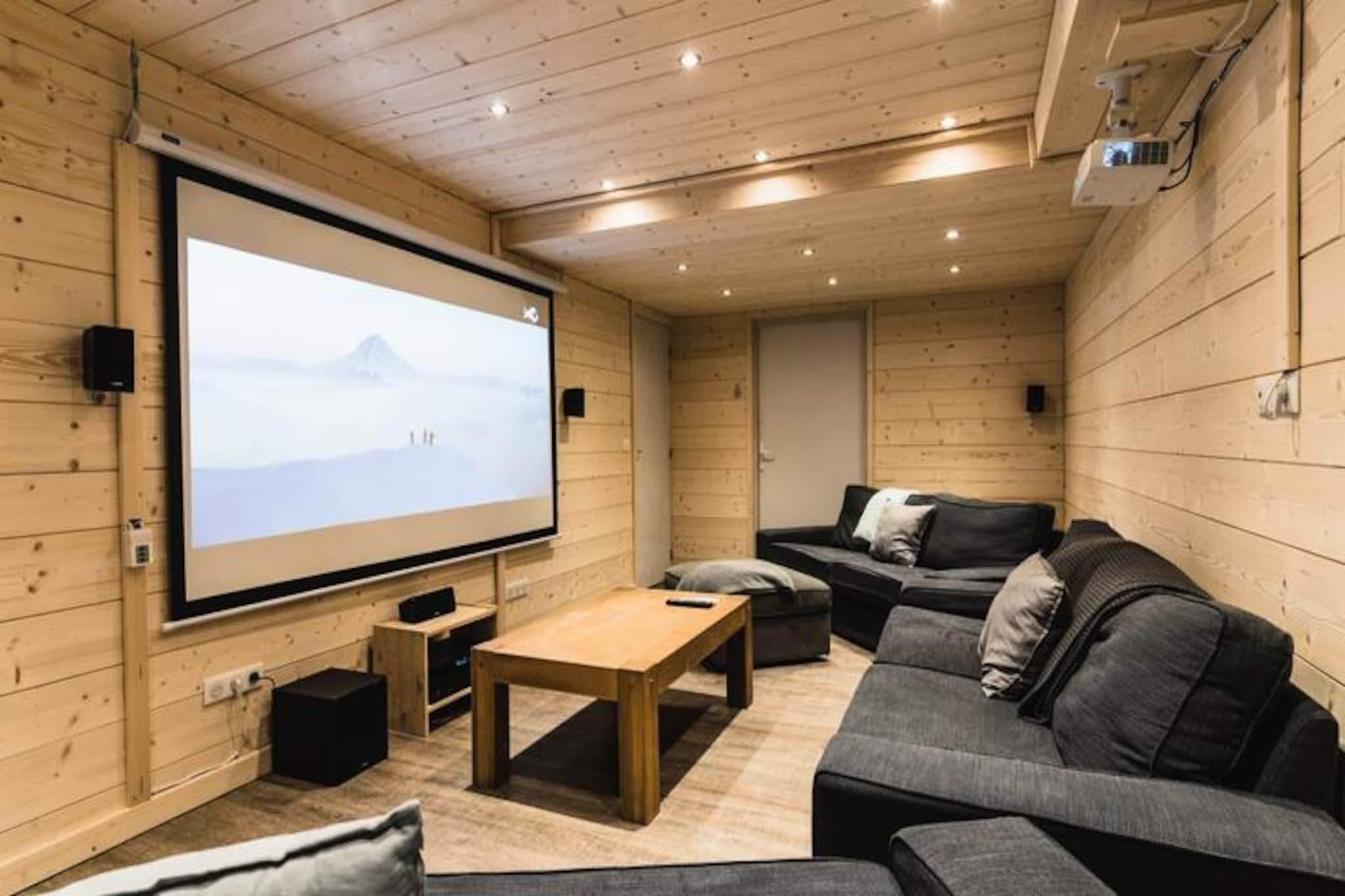 Apartment in Méribel with Jacuzzi & Sauna