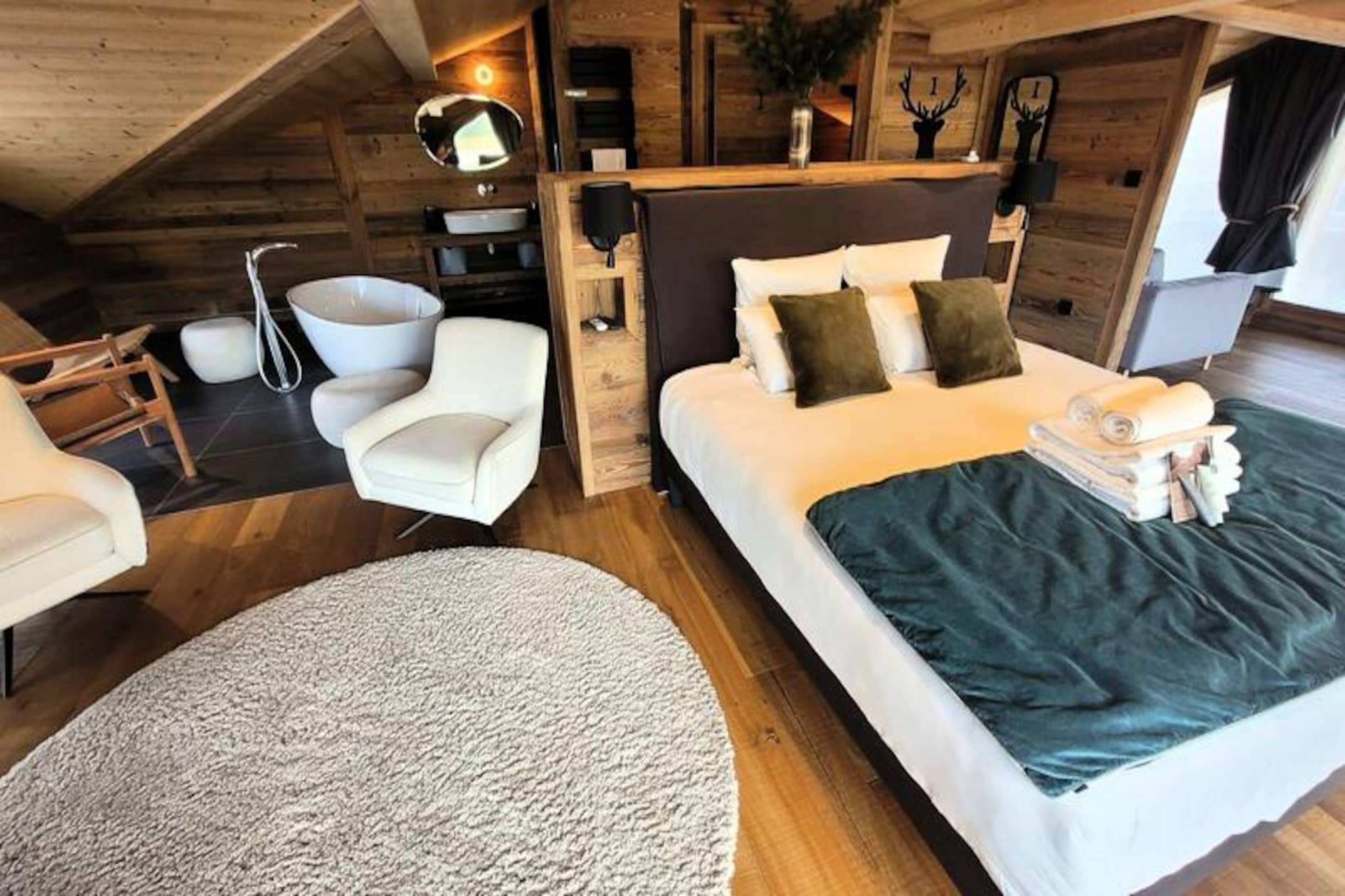 Chalet in Les Gets with Jacuzzi & Sauna