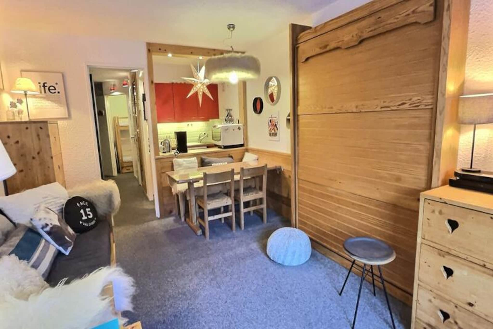 Apartment in Val d'Isère with Ski Access