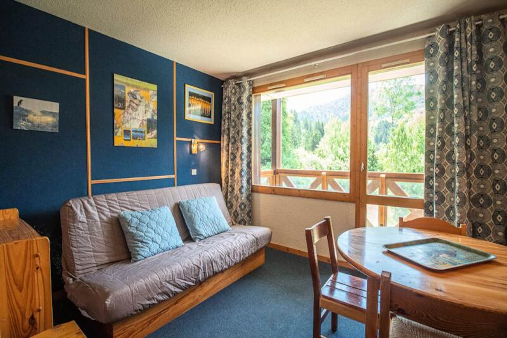 Apartment in Crève Coeur near Ski Slopes