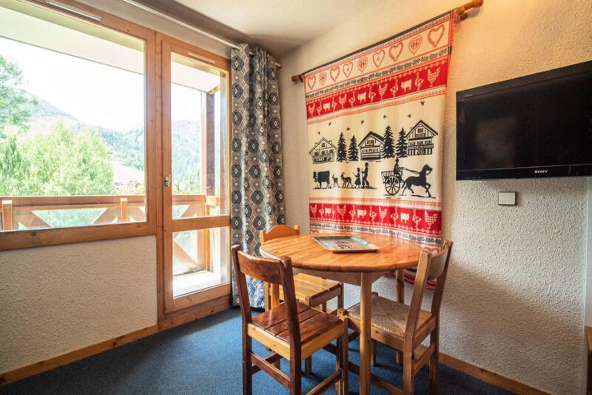 Apartment in Crève Coeur near Ski Slopes