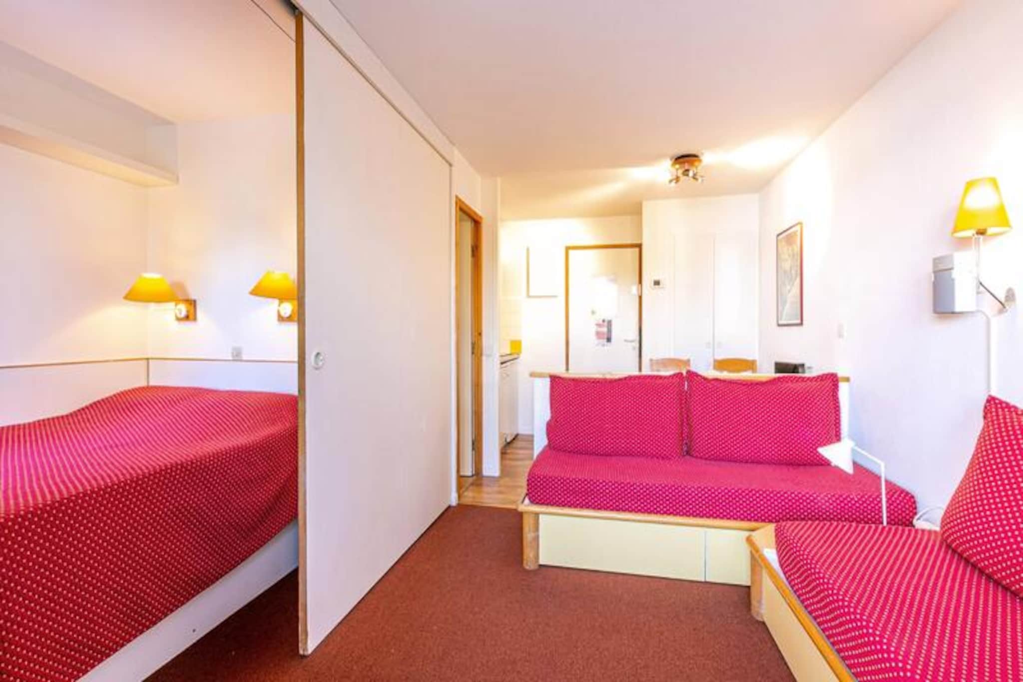 Apartment near Mont Blanc Ski Slopes