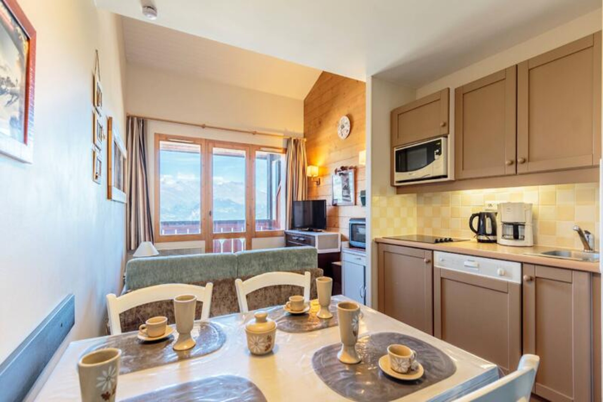 Apartment in Montchavin with Ski Access