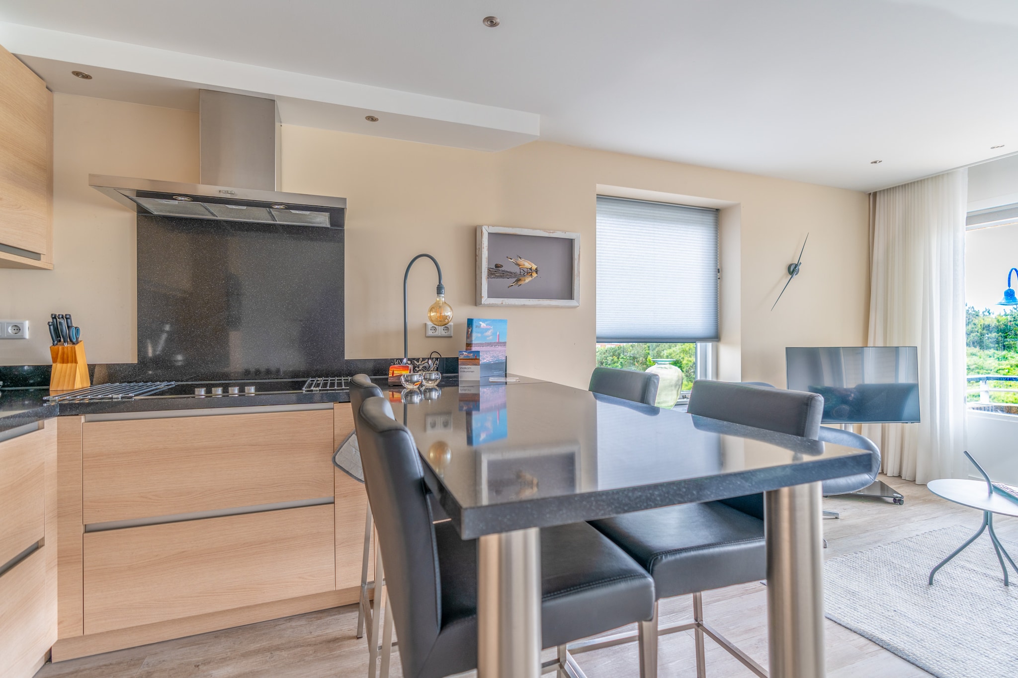 Juliana 038-Living room