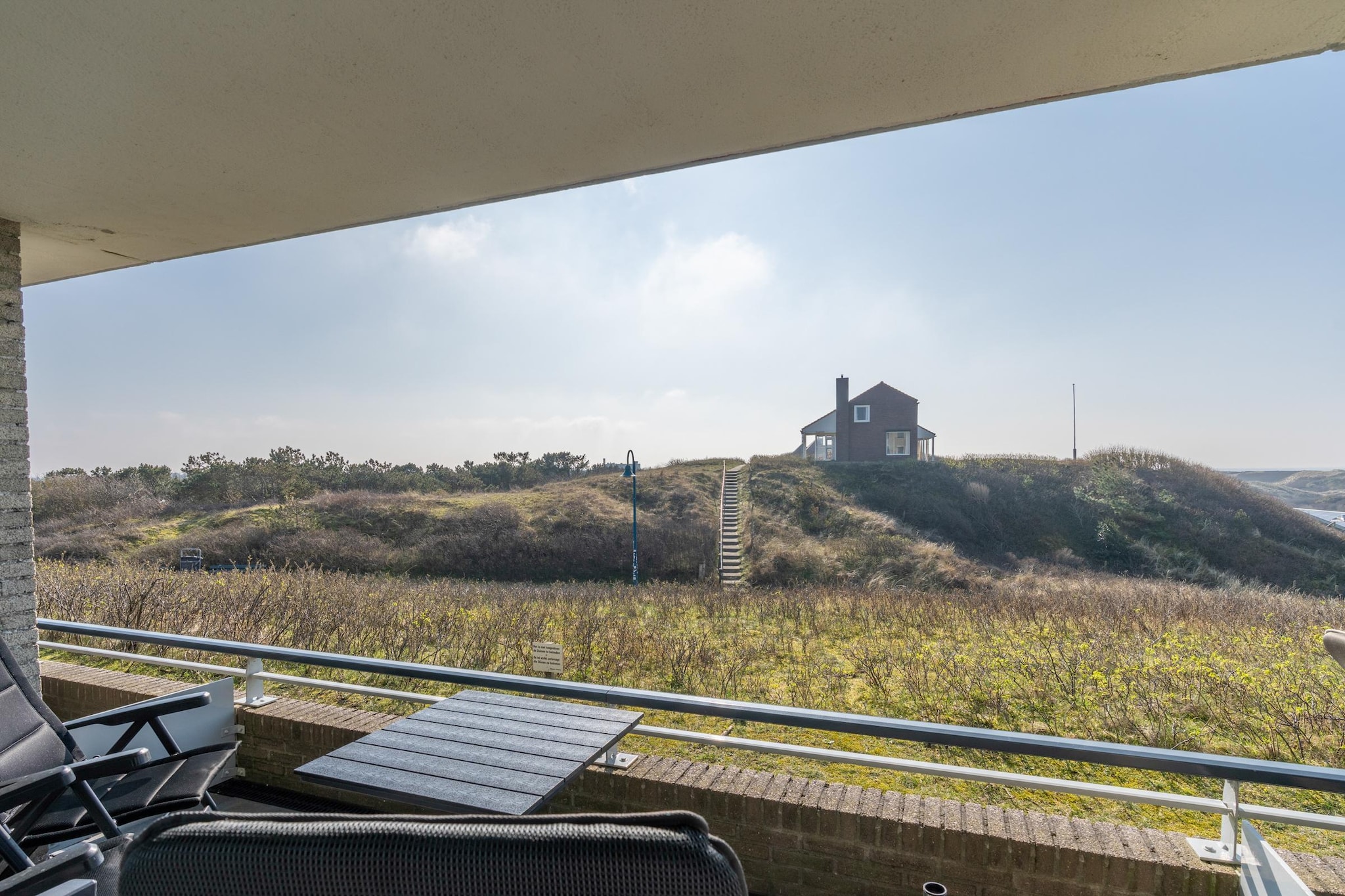 Juliana 050-View in summer