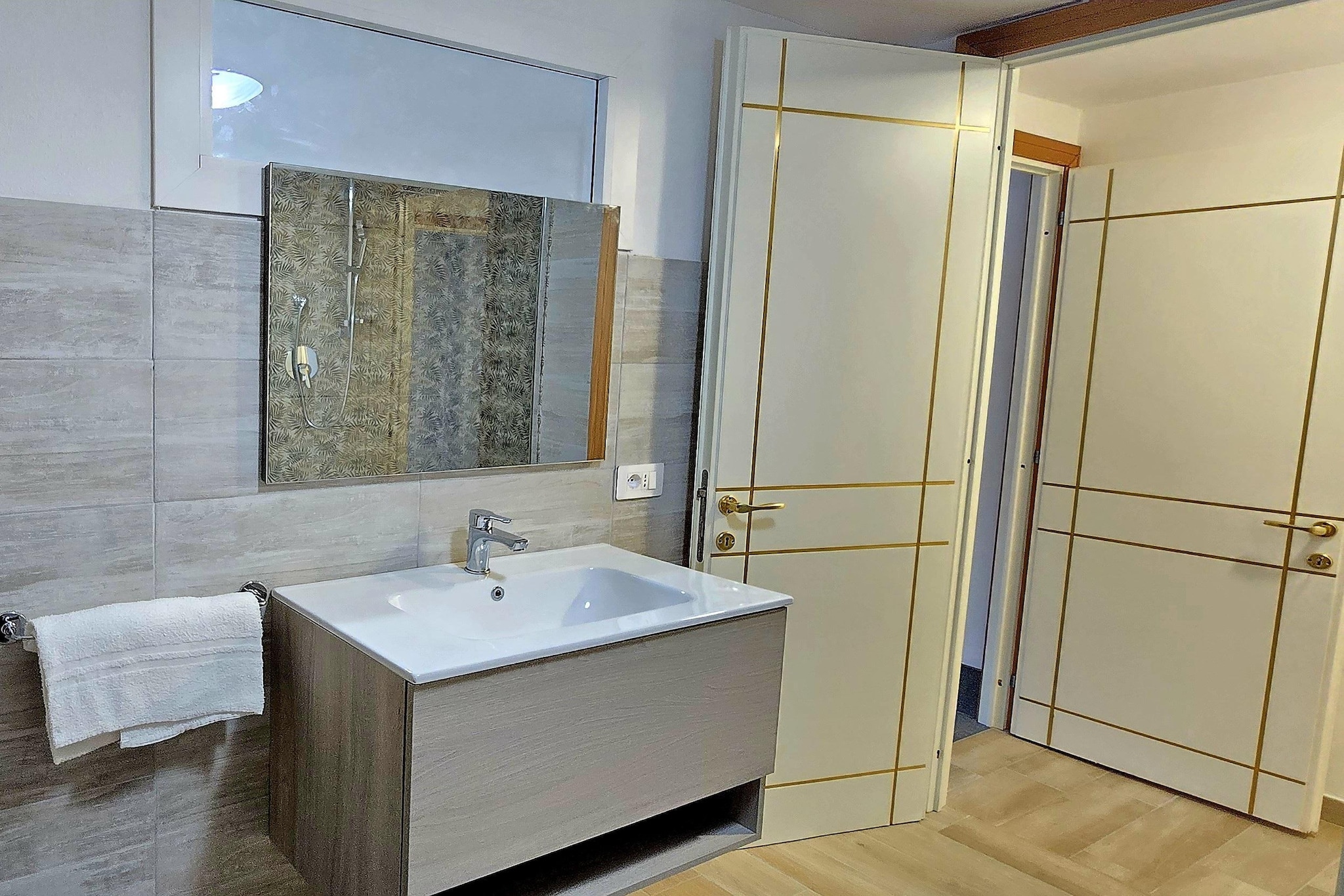 MONO 3 IL TRAMONTO-Badkamer