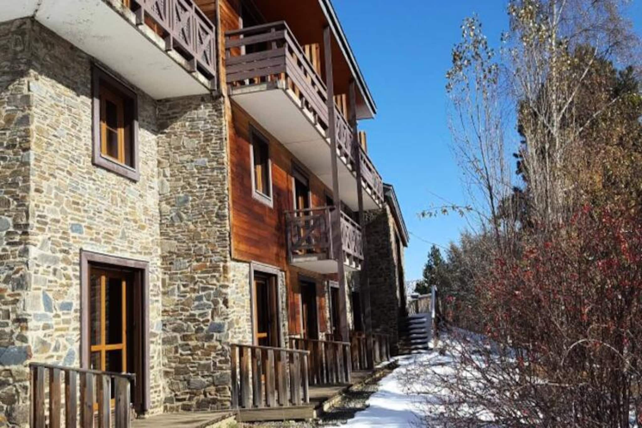 VVF Résidence Les Angles Pyrénées-Niet-getagd