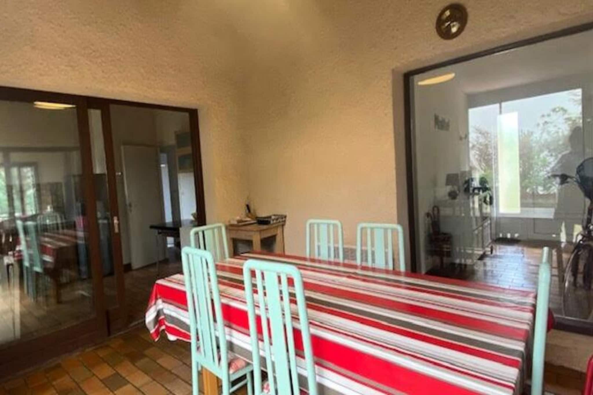 House in Montalivet near Stunning Beaches