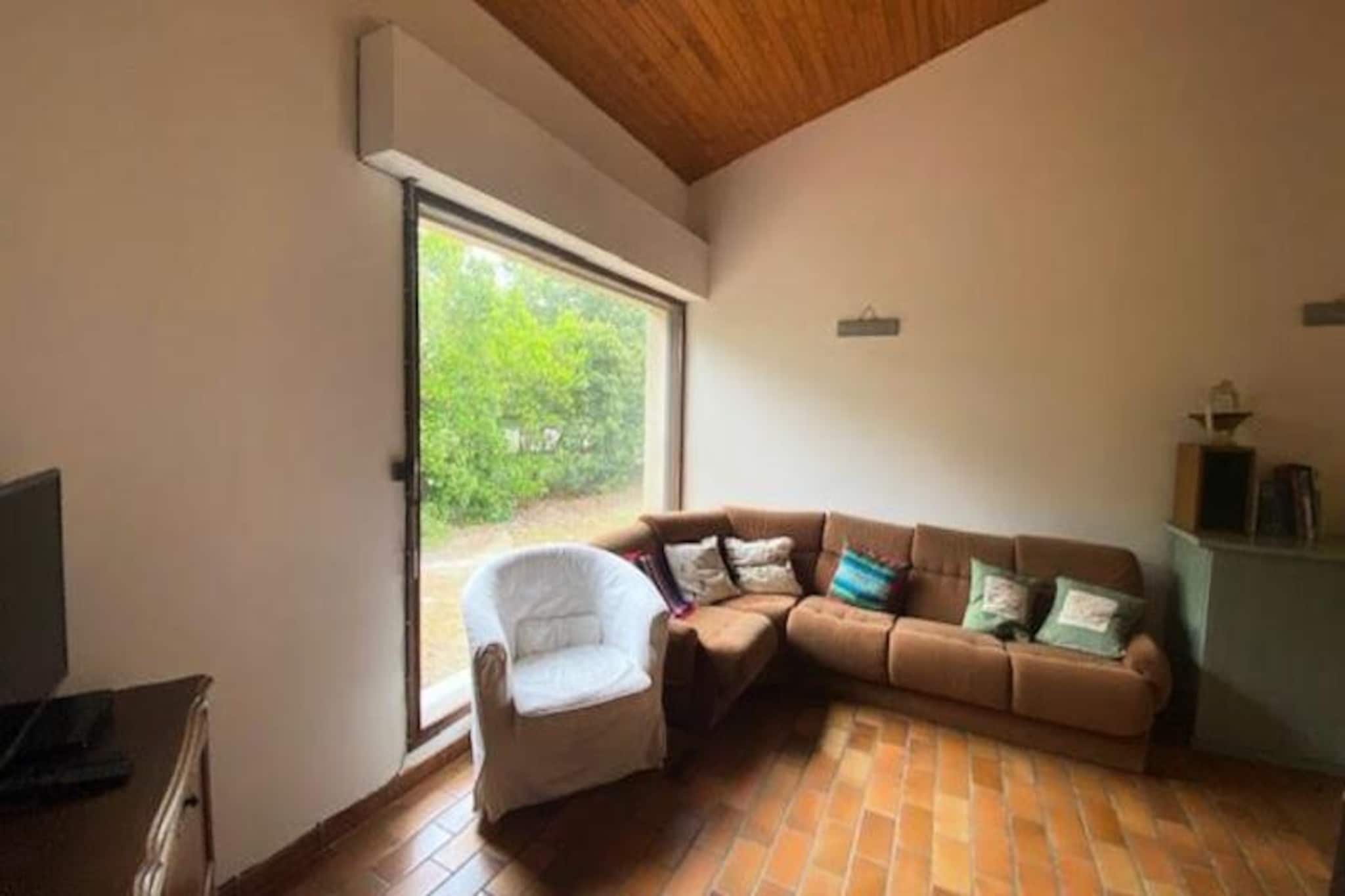 House in Montalivet near Stunning Beaches