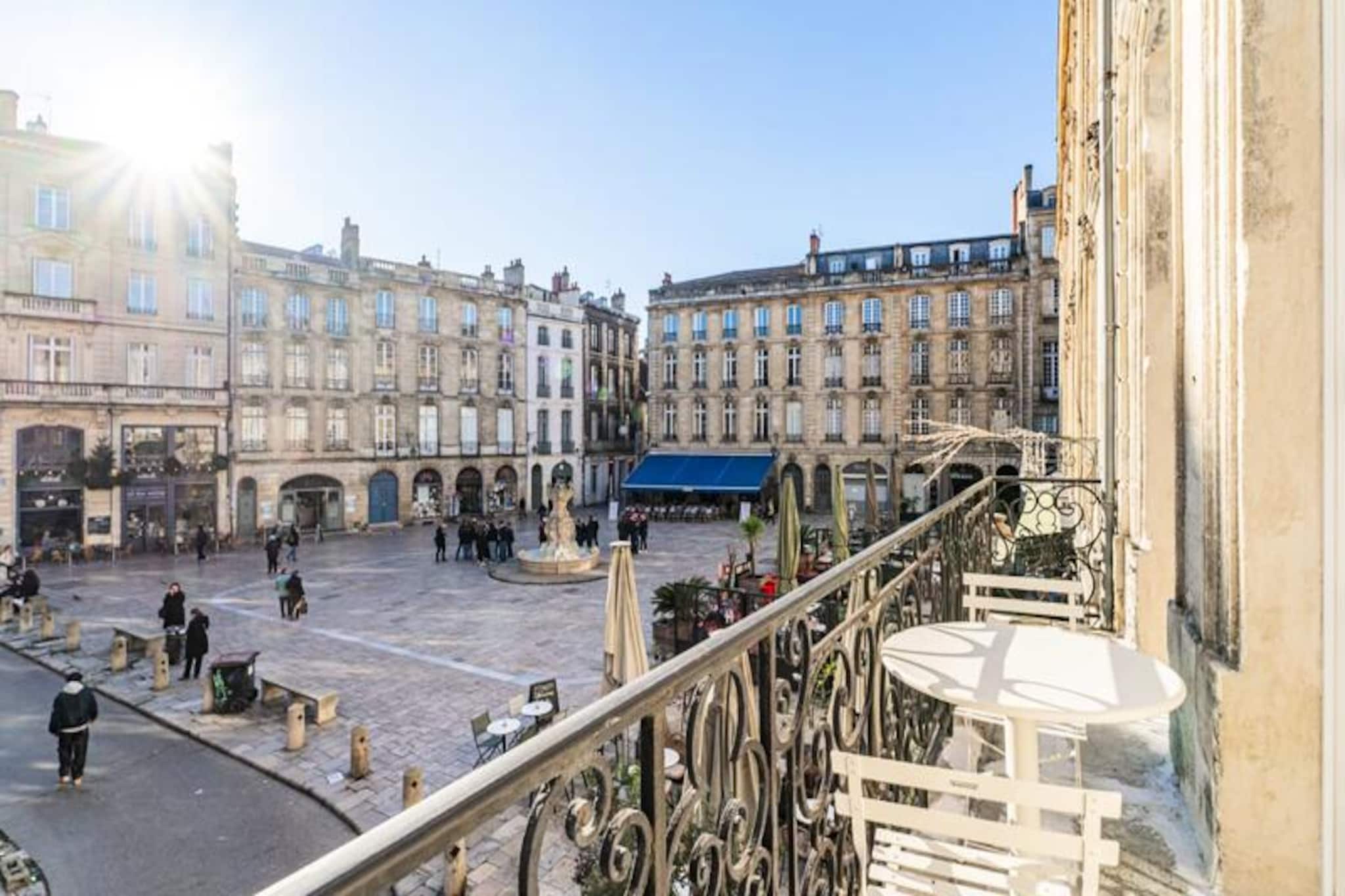 Apartment in Bordeaux near Place du Parlement