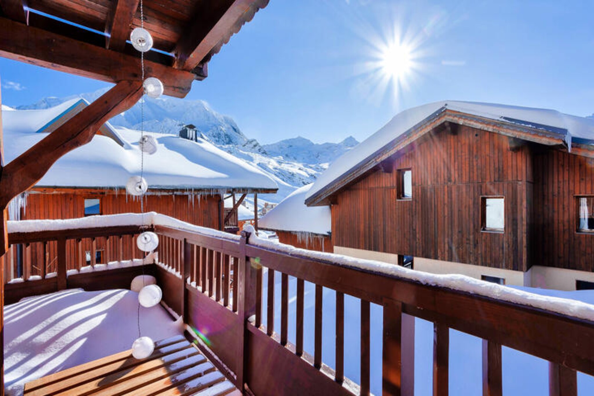 High above the world in the heart of Val Thorens, this exquisite apartment in Les Chalets de Rosael offers a perfect blend of alpine charm and modern luxury. Imagine waking up to the breathtaking sight of snow-dusted peaks from your private balcony, with the slopes just 100 meters away, ready to whisk you into the vast 3 Valleys ski area. Whether you're here to carve through pristine powder or simply soak in the serene mountain atmosphere, this spacious retreat promises an unforgettable stay.
The 75 m² apartment is designed for comfort and convenience, featuring two bedrooms and a sleeping area that can accommodate up to eight guests without compromising the living space. The master bedroom boasts a king-size bed and an en-suite bathroom with a shower, while the second bedroom offers two sets of bunk beds and its own bathroom. After a day on the slopes, unwind in the bright and airy living room, or prepare a hearty meal in the fully equipped kitchen, complete with a dishwasher, oven, microwave, and Nespresso machine. A third bathroom with a bathtub provides the perfect spot to relax and rejuvenate.
Beyond the apartment, the residence elevates your experience with its heated indoor pool, sauna, and steam room, offering a tranquil escape after an active day. Ski lockers and on-site equipment rental add to the convenience, ensuring a seamless holiday experience.
Located just minutes from the vibrant center of Val Thorens, you'll have easy access to a variety of shops, restaurants, and après-ski activities. Whether you're a seasoned skier or a first-time visitor, this apartment is your gateway to the magic of the Alps, where adventure and relaxation come together in perfect harmony.