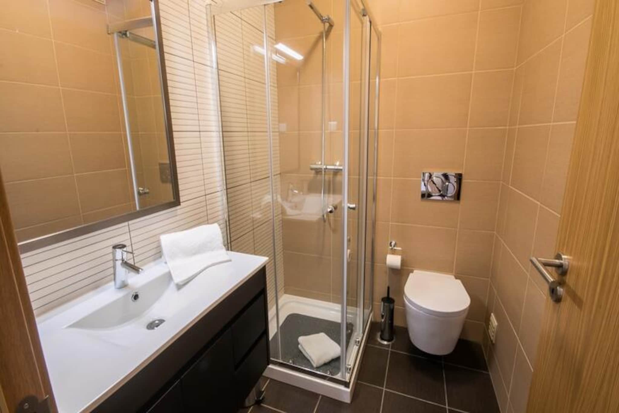 Apartment in Albufeira with Pool & Marina