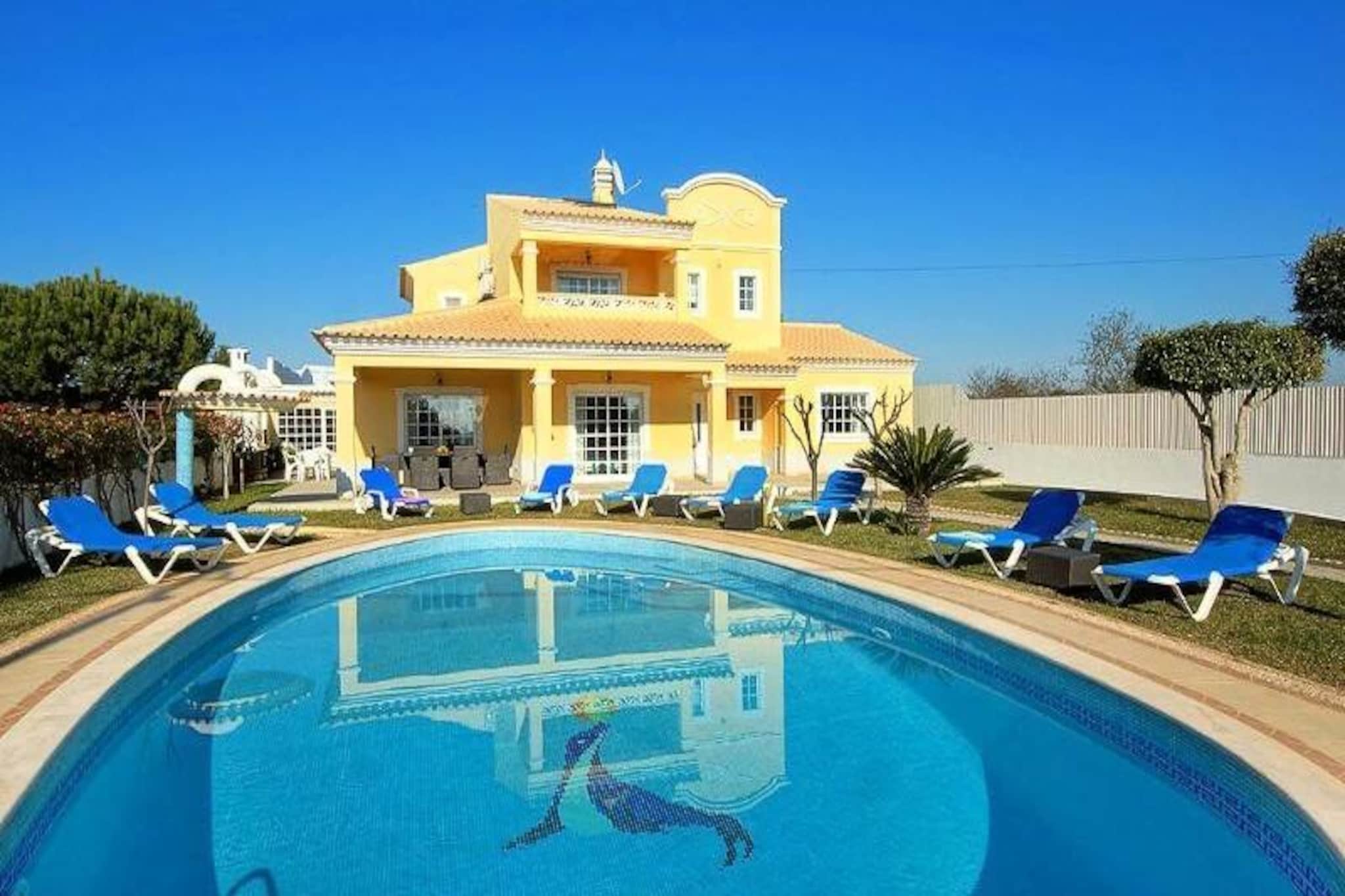 Villa in Guia with Pool and Sea Views