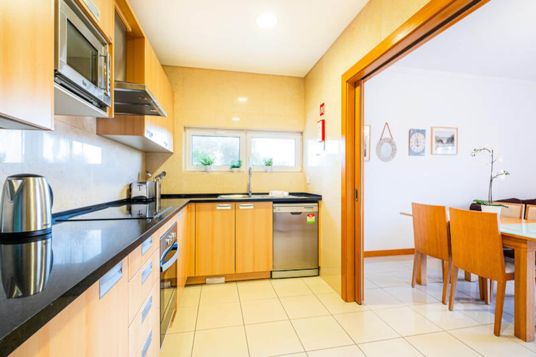 Apartment in Albufeira near Two Beaches