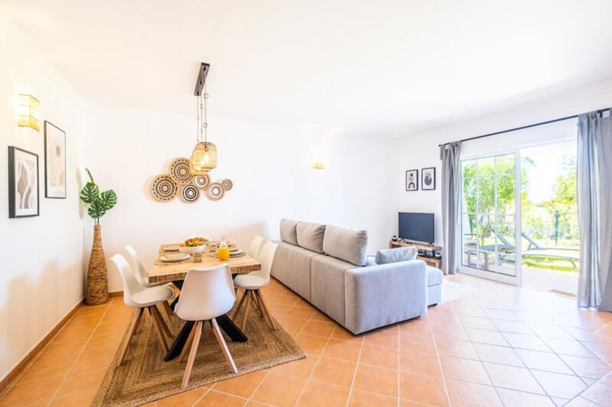 Villa in Galé with Pool near Top Beaches