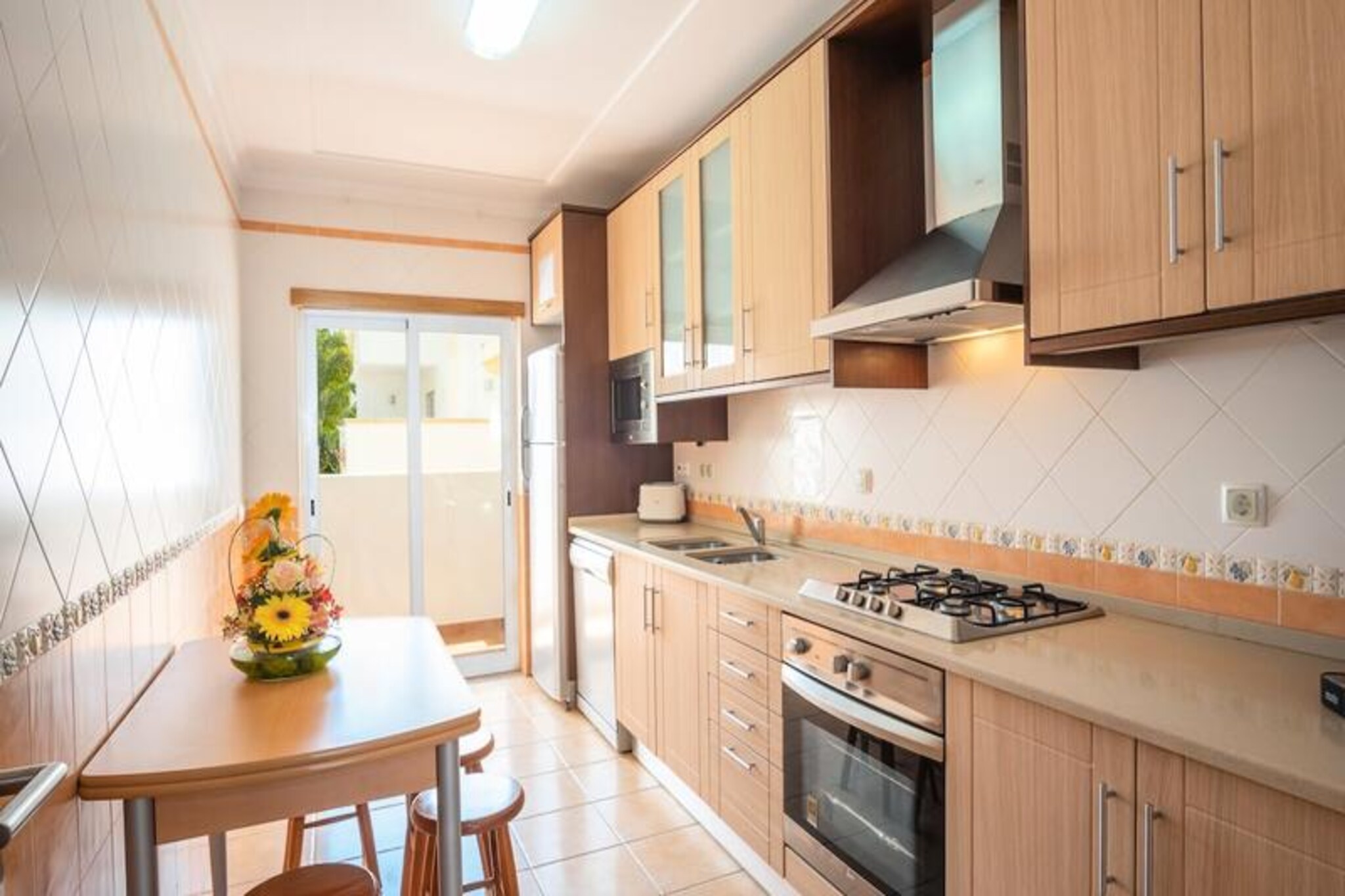 Apartment near Albufeira with Pool Access