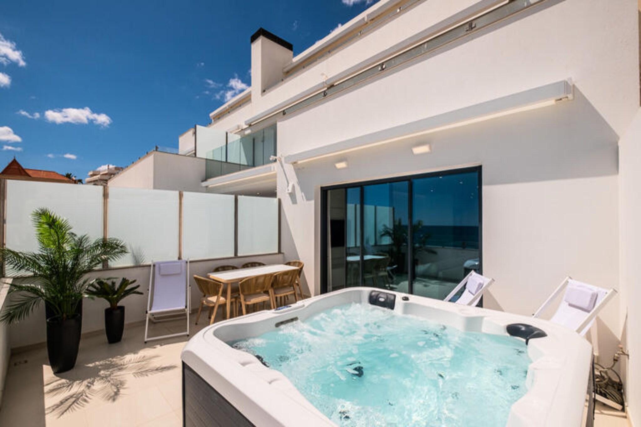 Overlooking the golden shores of Armação de Pêra, this stunning apartment offers a luxurious retreat for up to six guests. With its spacious design and modern amenities, it’s the perfect choice for those seeking both relaxation and adventure in the Algarve. Imagine waking up to the gentle sound of waves, stepping onto your private terrace, and soaking in the vibrant coastal atmosphere that surrounds you. This is more than just a holiday home; it’s a gateway to unforgettable moments by the sea.
The apartment spans 100 m² and boasts three beautifully appointed bedrooms, ensuring comfort for families or groups of friends. The open-plan kitchen is fully equipped with state-of-the-art appliances, including a dishwasher, oven, and coffee maker, making meal preparation a breeze. Relax in the living area with satellite TV or unwind in the private heated pool or jacuzzi. Additional features such as air conditioning, central heating, Wi-Fi, and outdoor parking ensure a seamless and comfortable stay. The balcony and fenced garden provide serene spaces to enjoy the Algarve sunshine.
Located in the heart of Armação de Pêra, the property is just moments away from local shops, restaurants, and the stunning beach. Explore nearby attractions such as the vibrant markets, coastal trails, and historic sites that make this region so captivating. Whether you’re indulging in fresh seafood at a seaside café or discovering hidden coves along the coastline, the Algarve’s charm is always within reach.
Choose this exceptional apartment for your next getaway and experience the perfect blend of comfort, style, and location. From sun-soaked days by the pool to evenings under the stars, every moment here is designed to create lasting memories.