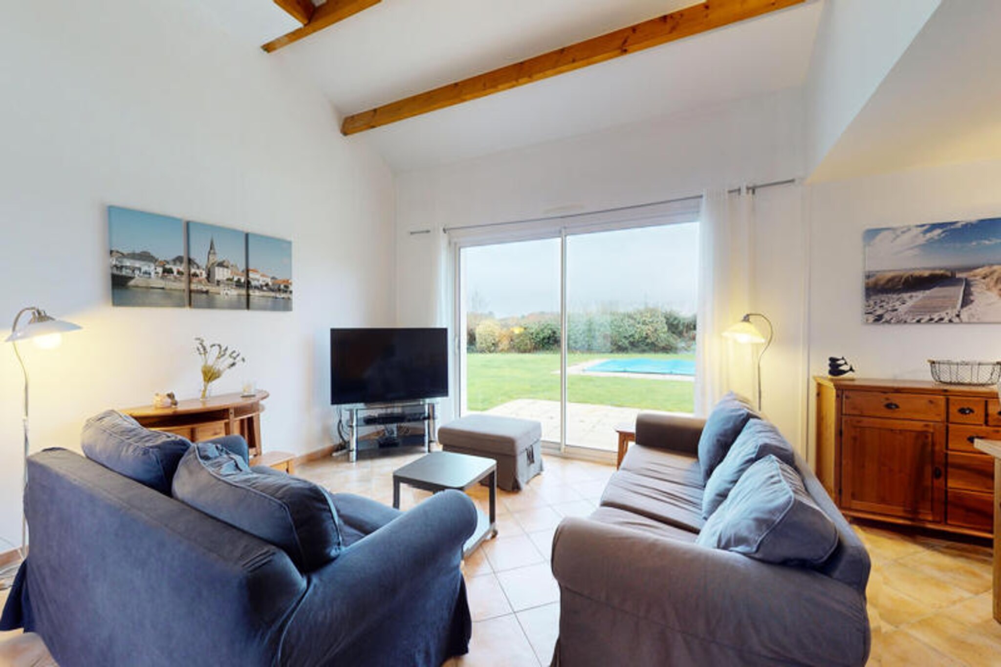Villa near Coex with Heated Pool & Golf