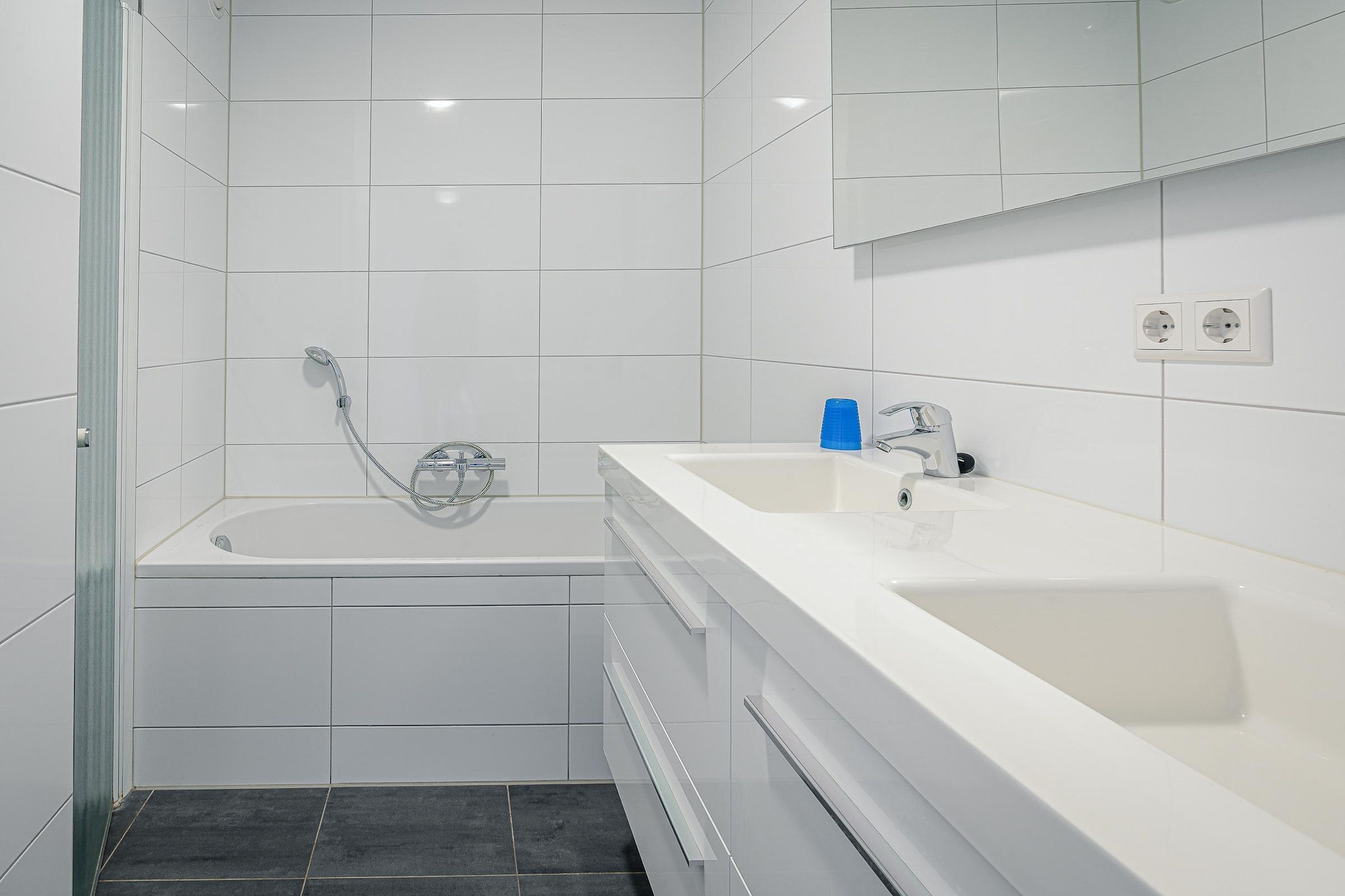 Juliana 090-Badkamer