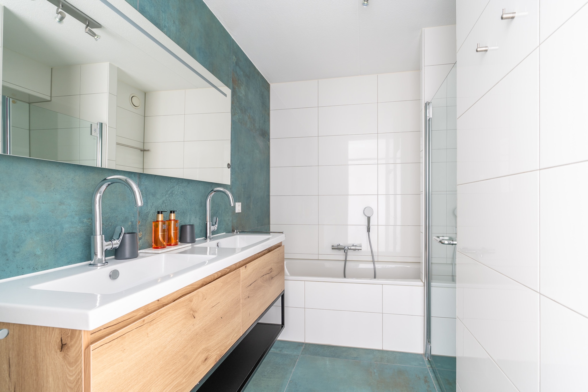 Juliana 092-Badkamer