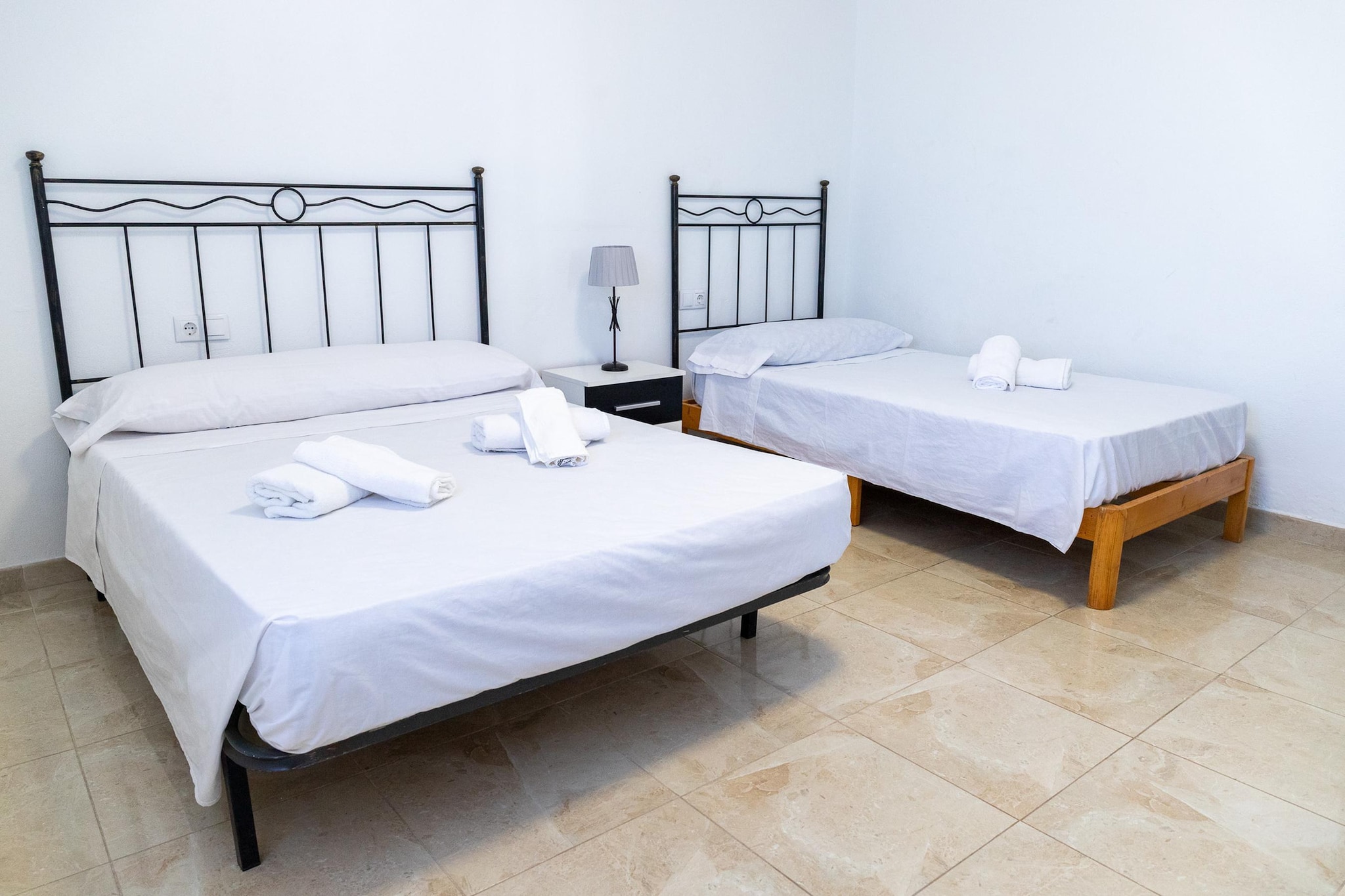 CT 355 AL - Faro's Pechina Rural - Disfruta de un Cortijo-Slaapkamer