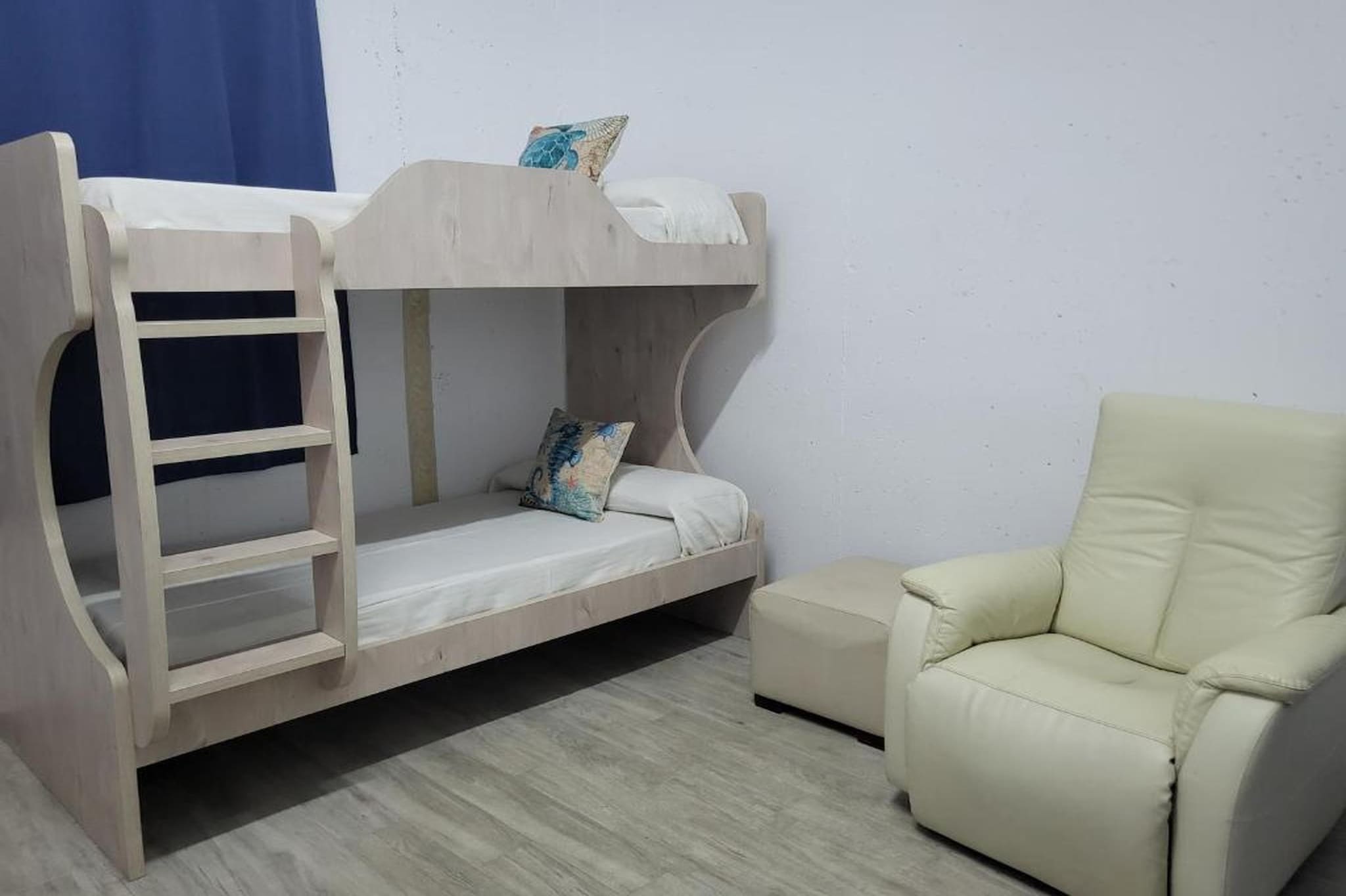 CT 345 AL - Faro's Cala Marques Townhouse-Chambre