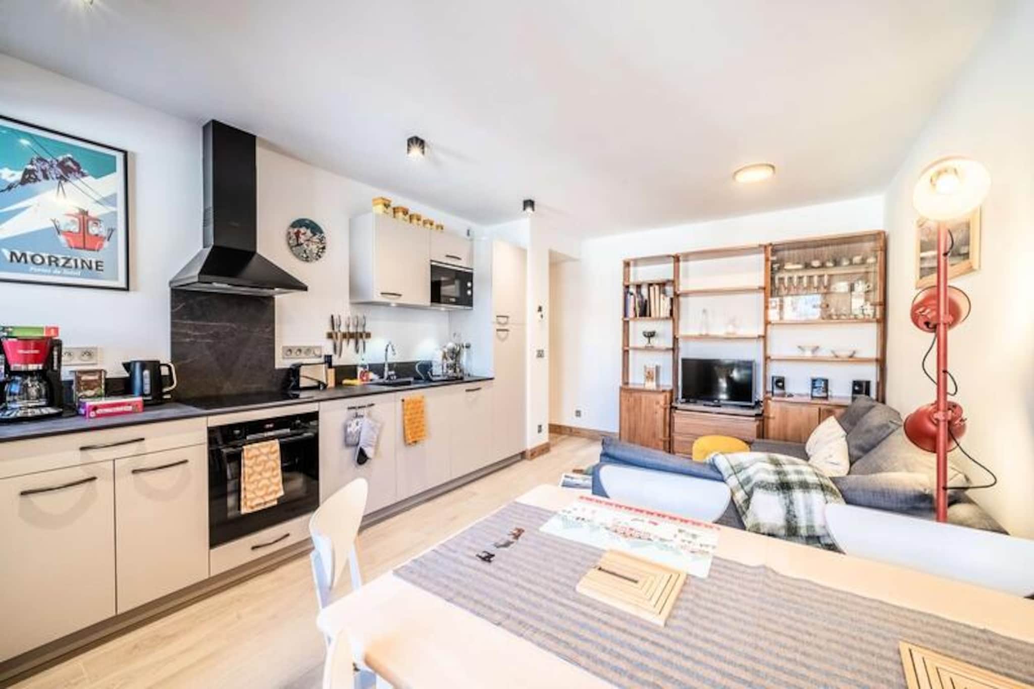 Apartment in Morzine with Mountain Views
