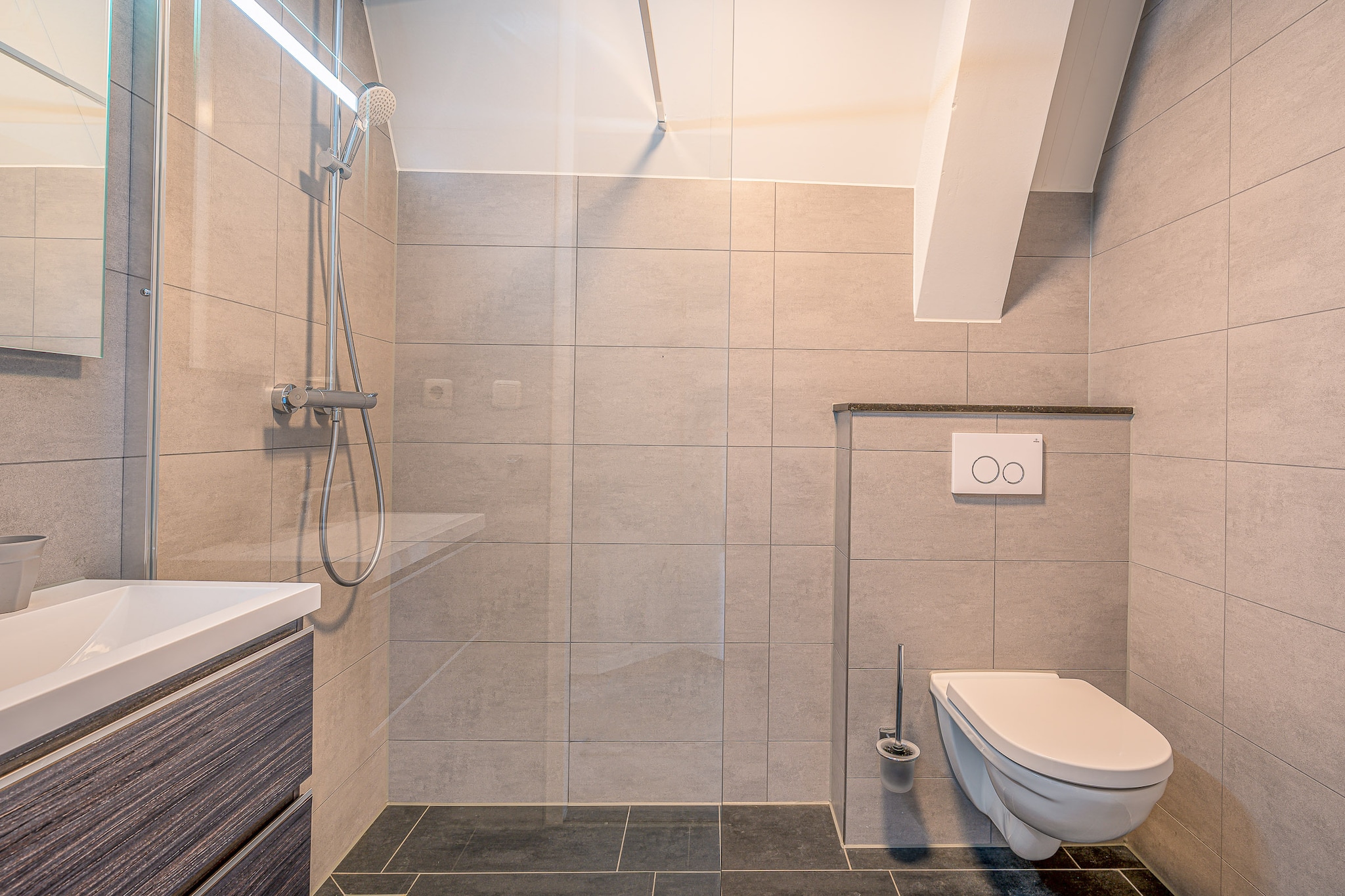 Zeedistel 28-Badkamer