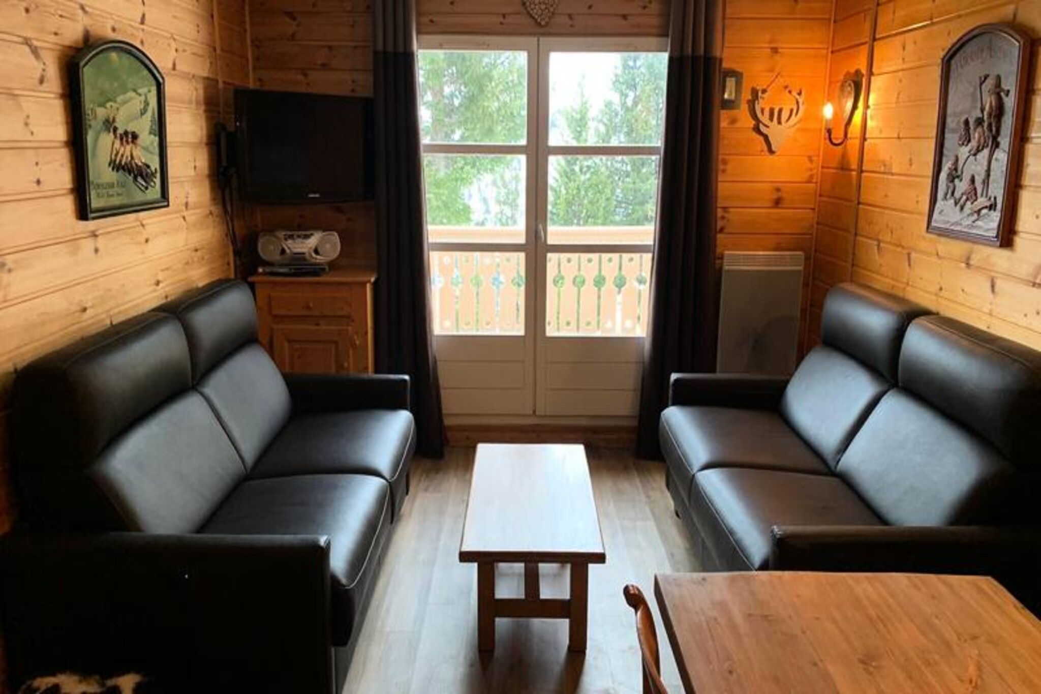 Spacious apartment · Comfortable · Balcony
