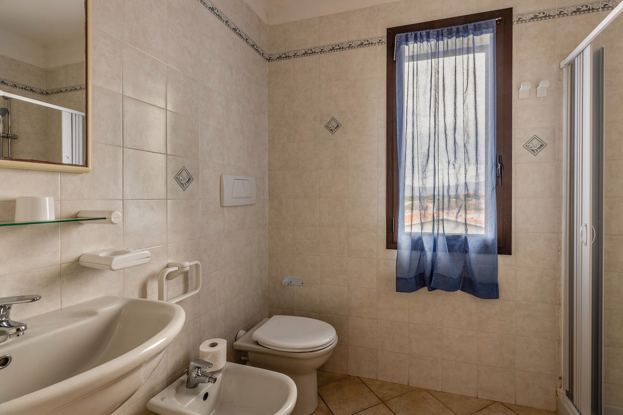 BILO 4 LA CIACCIA-Badkamer