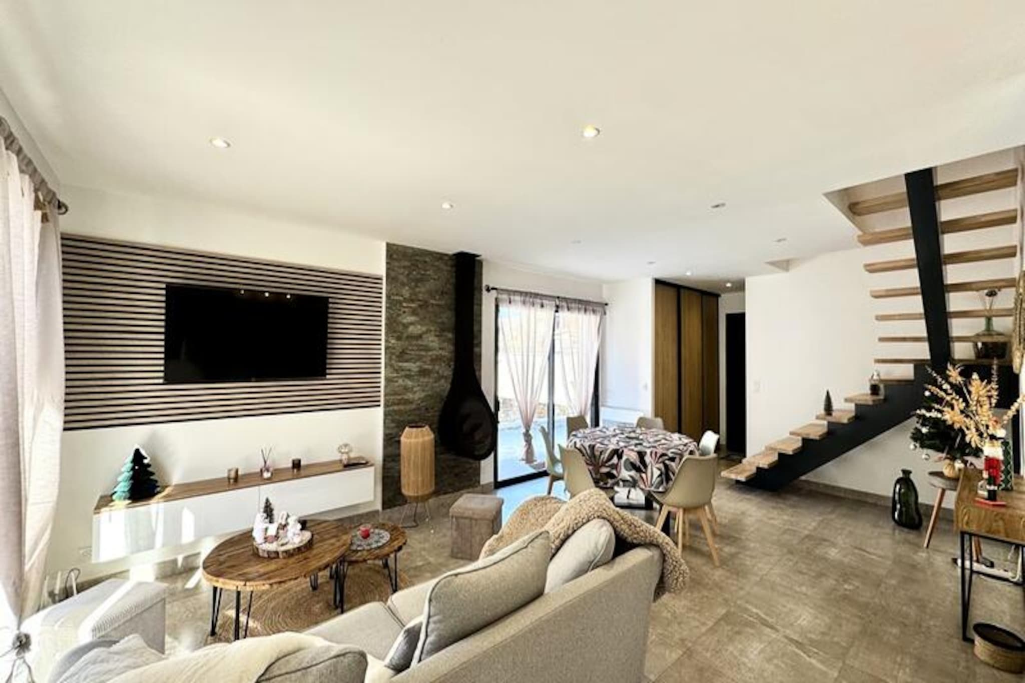 In the heart of the French Pyrenees, where snow-capped peaks meet tranquil alpine villages, this charming semi-detached house offers the perfect retreat for nature lovers and adventure seekers alike. With its modern design and cozy ambiance, it’s an ideal base for exploring the stunning landscapes of Formiguères and beyond. Whether you’re here for skiing, hiking, or simply unwinding in the crisp mountain air, this property promises a memorable stay.
Step inside to discover a bright and inviting living room, complete with a decorative wood-burning stove that adds a touch of warmth and charm. The open-plan kitchen is fully equipped with everything you need, from a dishwasher to a raclette grill, making it easy to prepare hearty meals after a day of outdoor activities. The ground floor also features a spacious bedroom with a double bed, a large bathroom with a washing machine, and a separate toilet. Upstairs, you’ll find two additional bedrooms—one with two single beds and another with a double bed—providing ample space for families or groups of friends. Outside, a beautiful terrace invites you to relax and soak in the serene surroundings, while two private parking spaces ensure convenience throughout your stay.
Located just 350 meters from the village center, this home is perfectly positioned for easy access to local amenities and attractions. The Formiguères ski slopes are only 2 kilometers away, while the renowned Les Angles ski resort is just a 5-kilometer drive. In the warmer months, the nearby Lake Matemale, only 3 kilometers away, offers opportunities for water sports, picnics, and scenic walks. Whether you’re carving through powdery slopes or enjoying a summer escape by the lake, this property places you at the heart of it all.
With its blend of comfort, convenience, and proximity to some of the Pyrenees’ most iconic destinations, this house is more than just a place to stay—it’s your gateway to unforgettable mountain adventures.