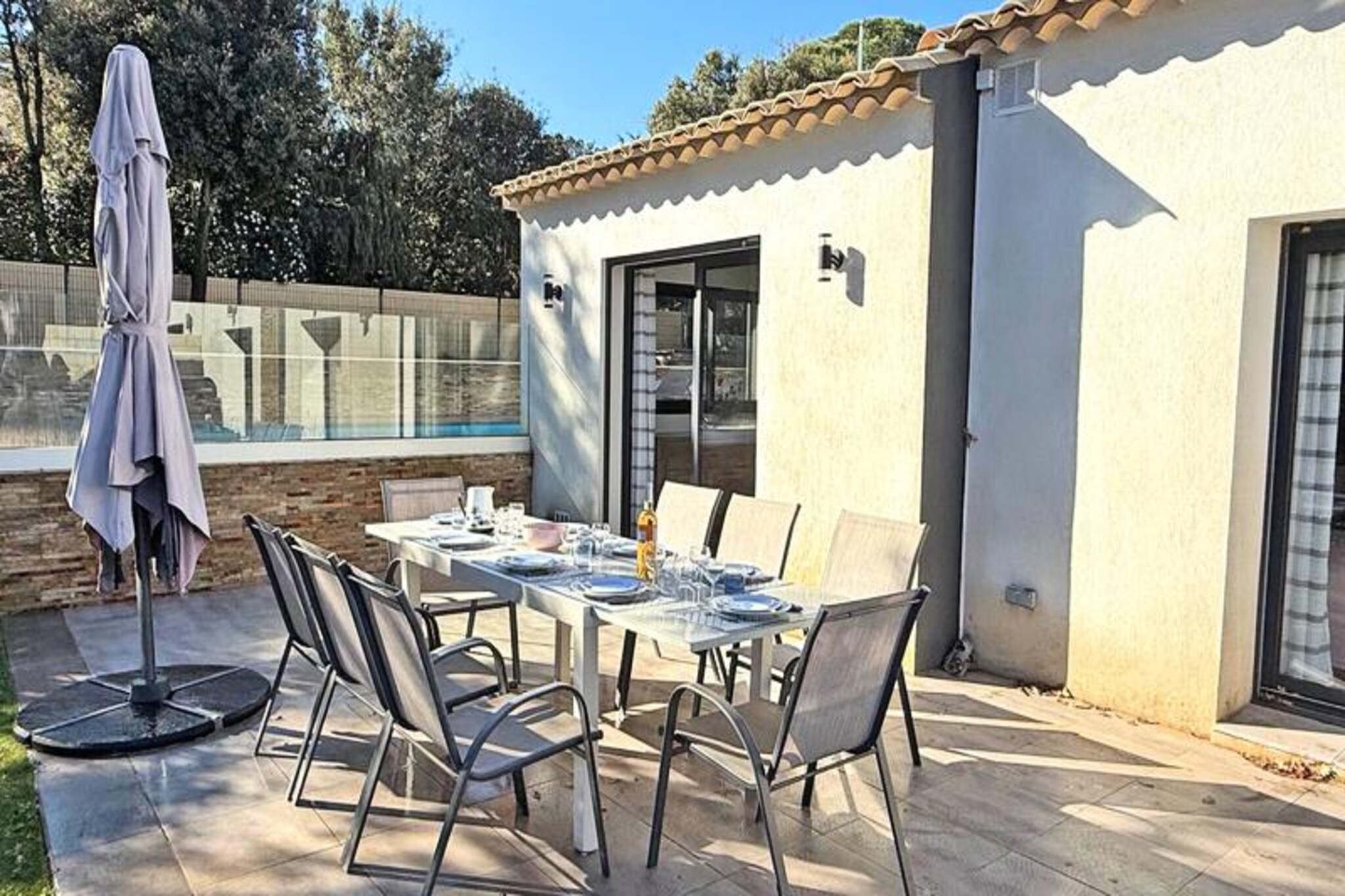 Apartment near Sainte-Maxime with Pool