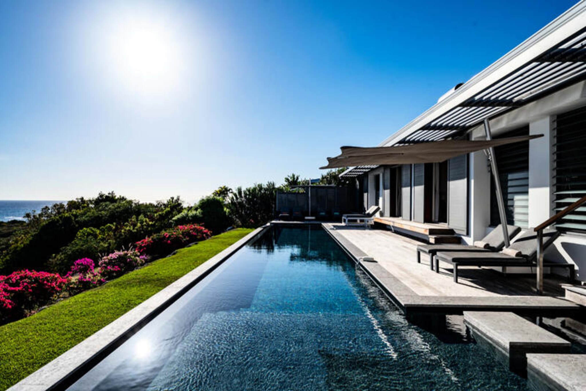 Villa in Grand-Bourg with Infinity Pool