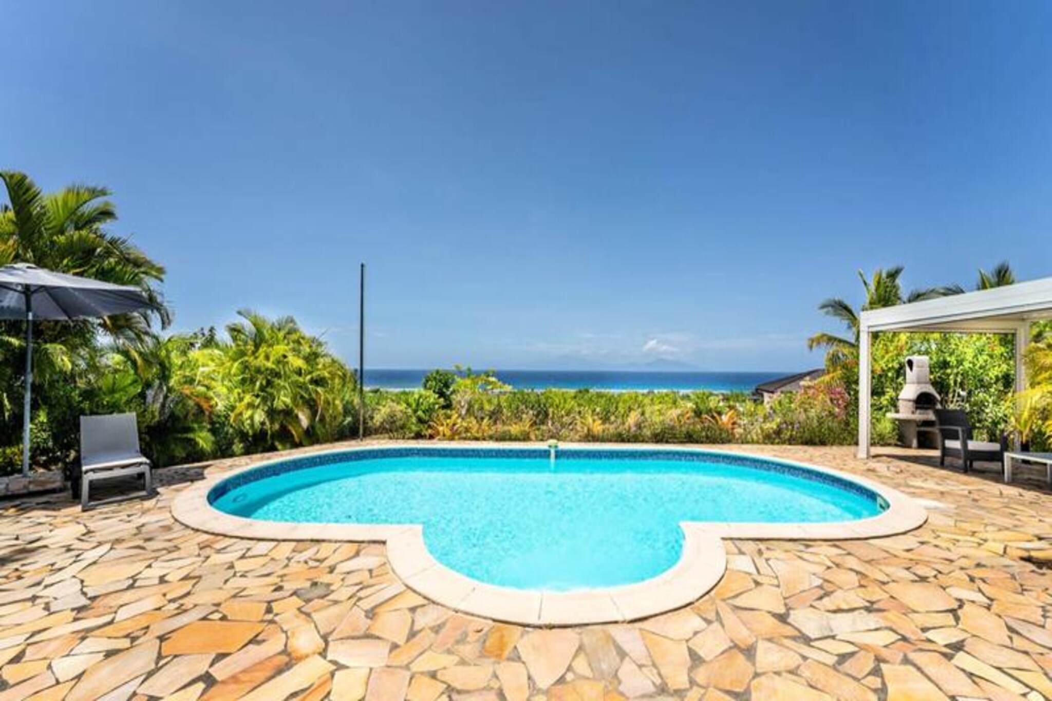 Villa in Grand-Bourg with Sea Views