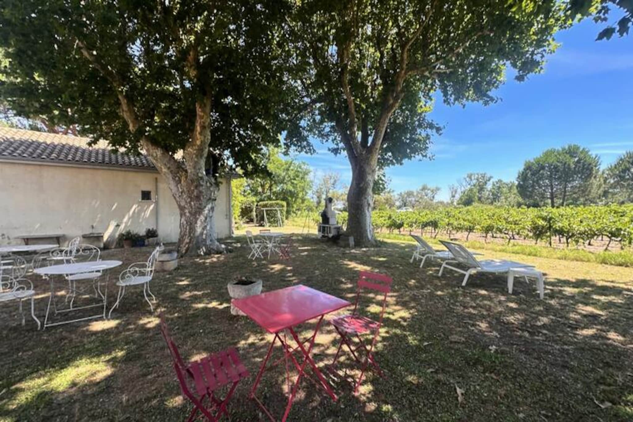 Farmhouse in Aigues-Mortes near Beach