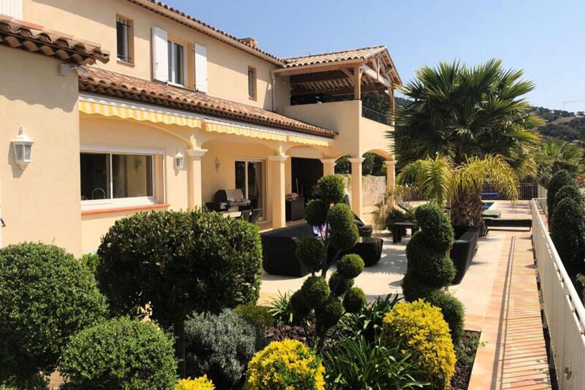 Villa in Valcros with Pool and Sea View