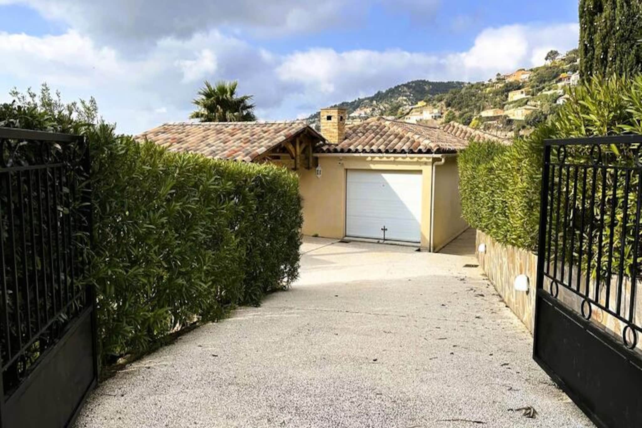 Villa in Valcros with Pool and Sea View