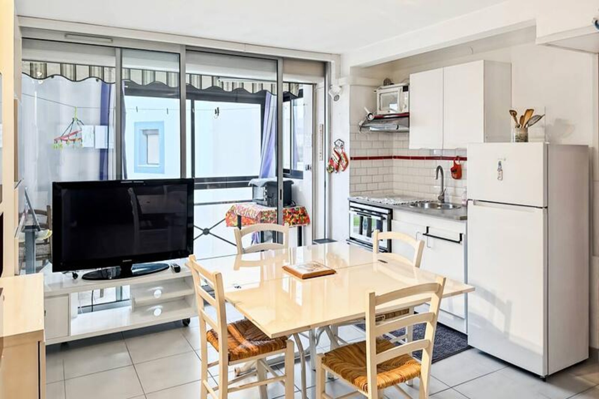 Apartment in Grau-du-Roi with Pool Bliss