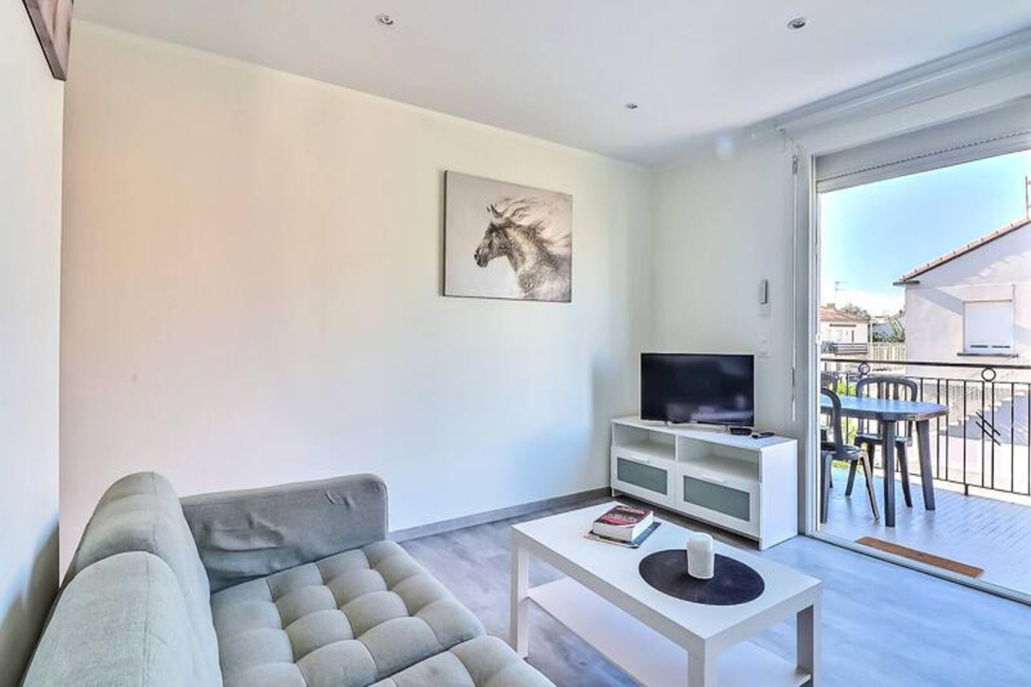 Bask in the Mediterranean charm of this beautifully renovated apartment, perfectly situated in a serene neighborhood near the heart of Grau-du-Roi. With its inviting atmosphere and proximity to the town center, this 59m² retreat offers the ideal blend of comfort and convenience for your seaside getaway. Whether you're here to explore the region or simply relax, this apartment ensures a memorable stay with its modern amenities and thoughtful design.
Step inside to discover a spacious, fully equipped kitchen that seamlessly flows into the bright living area, creating a welcoming space for shared meals and moments. The two cozy bedrooms promise restful nights, while the sleek bathroom adds a touch of luxury. Stay connected with high-speed Wi-Fi and enjoy the comfort of air conditioning, essential for those warm Mediterranean days. The sunny terrace is perfect for al fresco dining or soaking up the tranquil surroundings.
Grau-du-Roi invites you to experience its unique coastal allure. From the soft sands of Espiguette Beach, a wild and protected haven stretching 10 kilometers, to the vibrant sunsets and thrilling water sports like windsurfing and kitesurfing, there’s something for everyone. As the gateway to the Camargue, this region offers a rich tapestry of natural beauty and traditions waiting to be discovered.
Whether you're drawn by the allure of the sea, the charm of the town, or the call of adventure, this apartment is your perfect base to create unforgettable memories in the South of France.