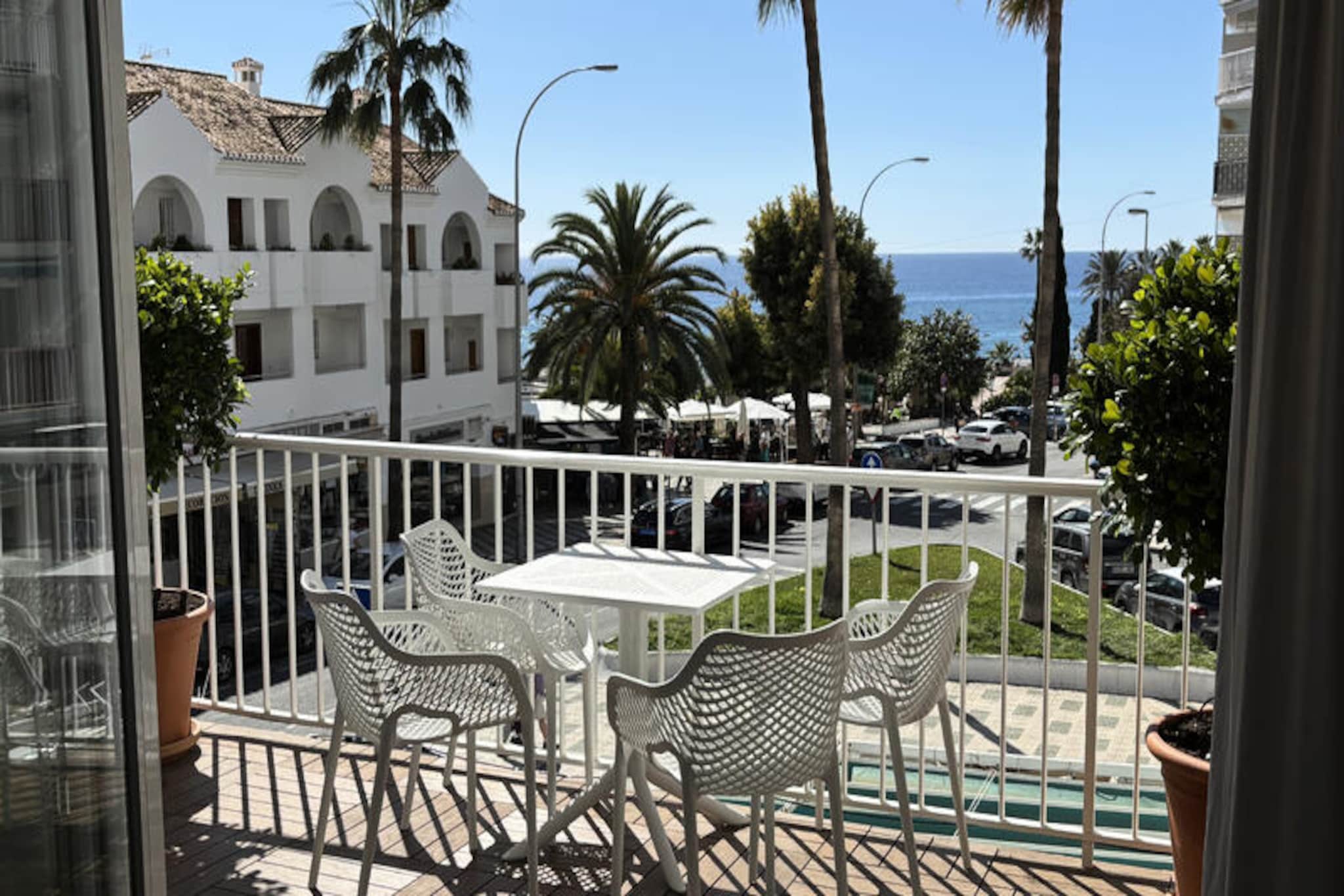 Apartment in Nerja with Sea Views & Spa