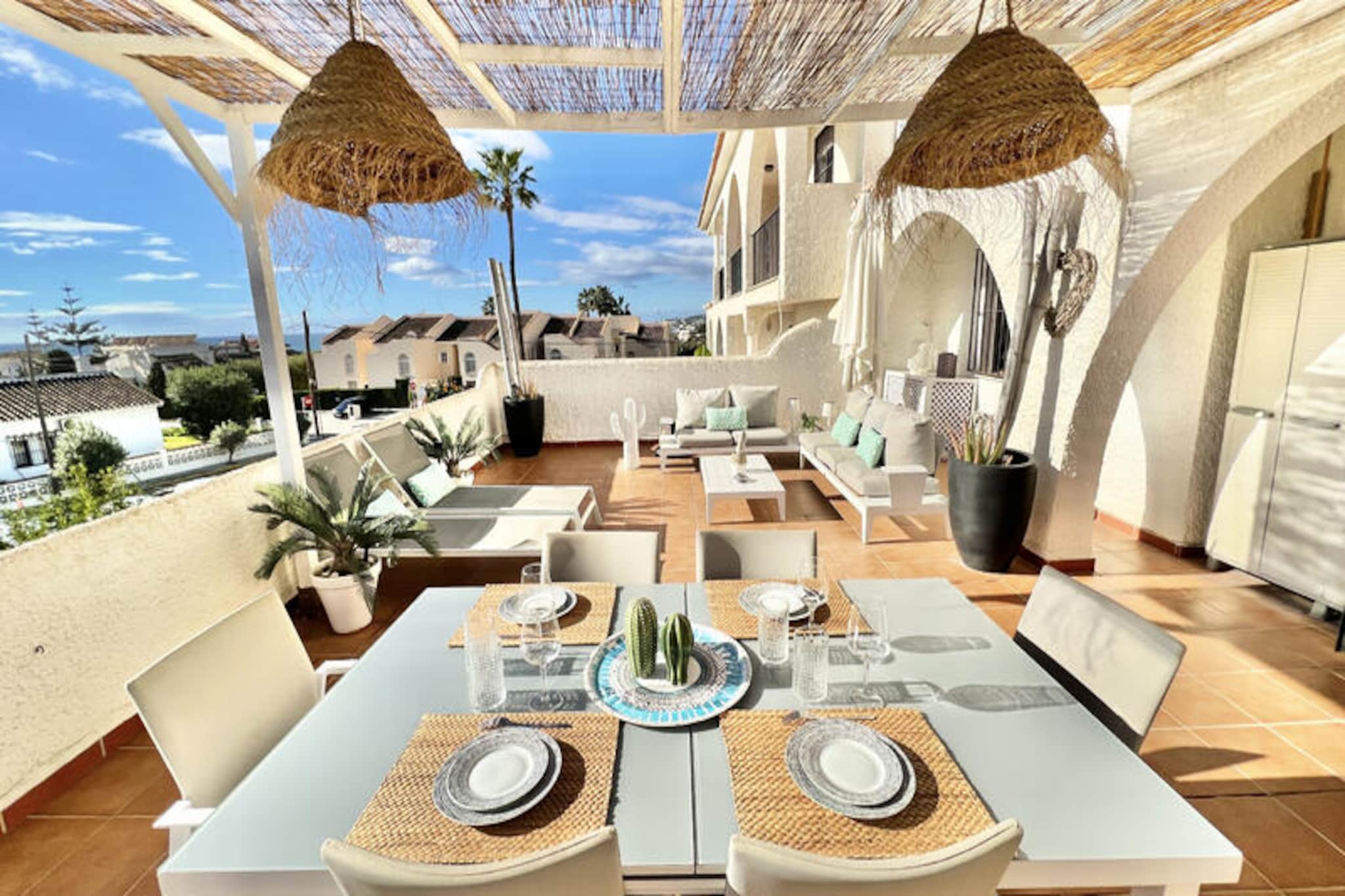 Apartment in Fuengirola with Sea Views