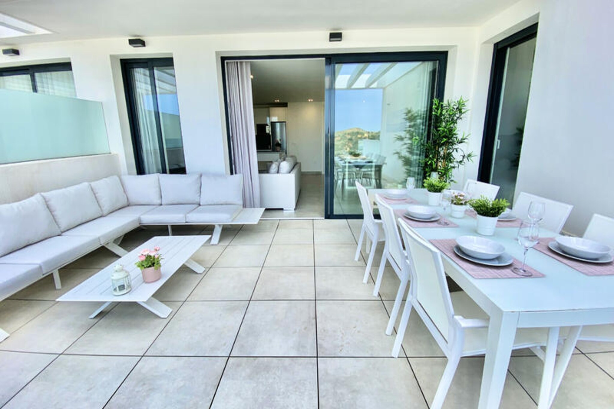 Apartment in La Cala with Sea Views