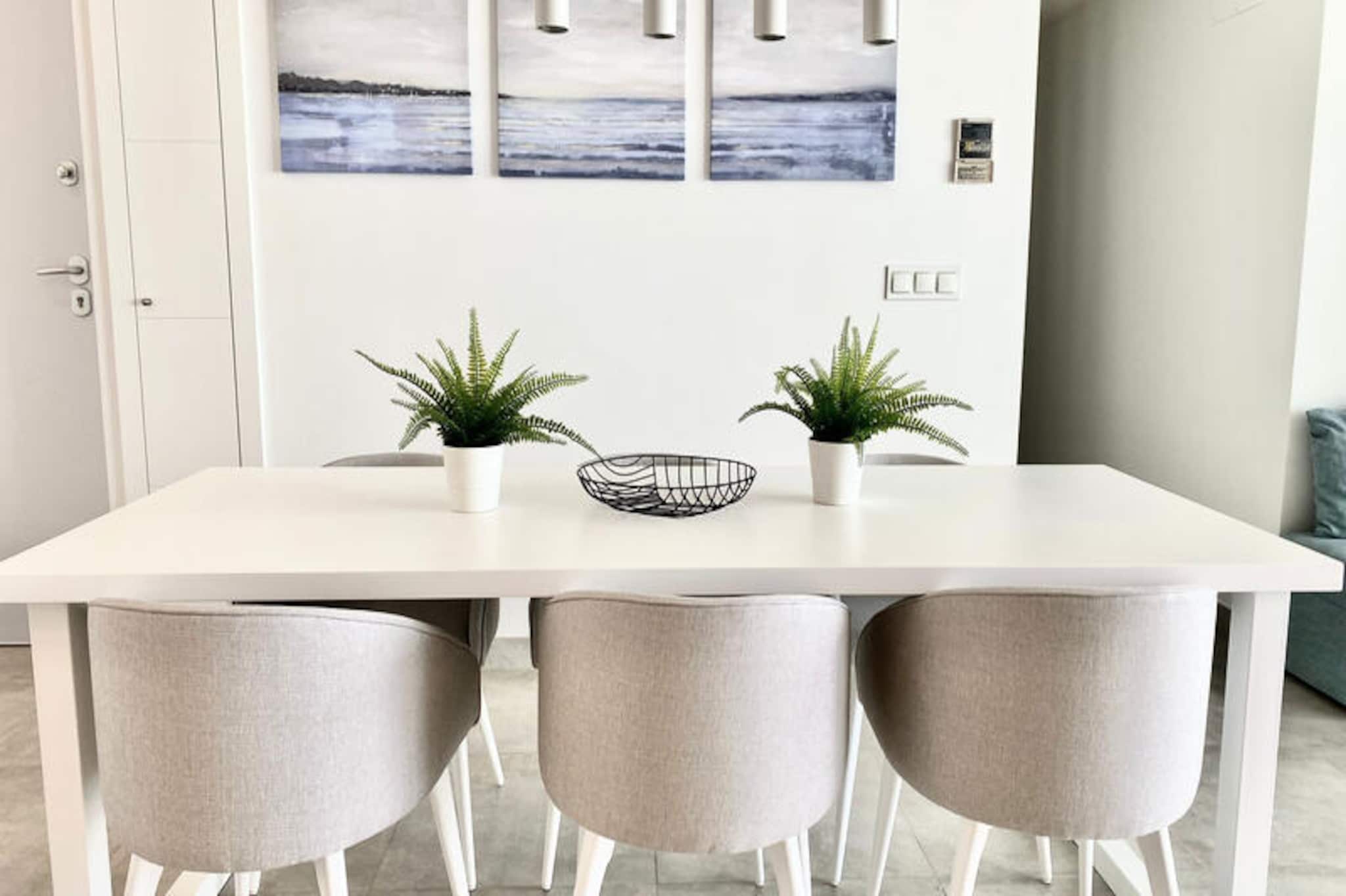 Apartment in La Cala with Sea Views