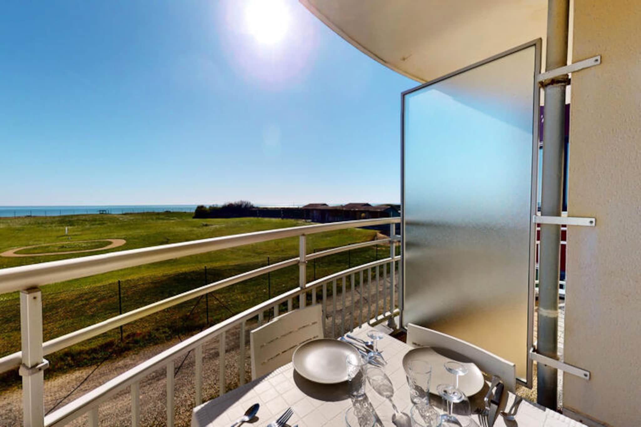 Apartment in Saint-Jean-de-Monts by Beach