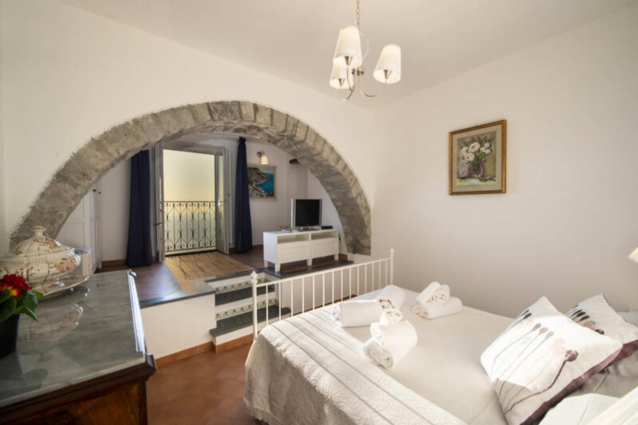 Apartment in Praiano with Capri Views