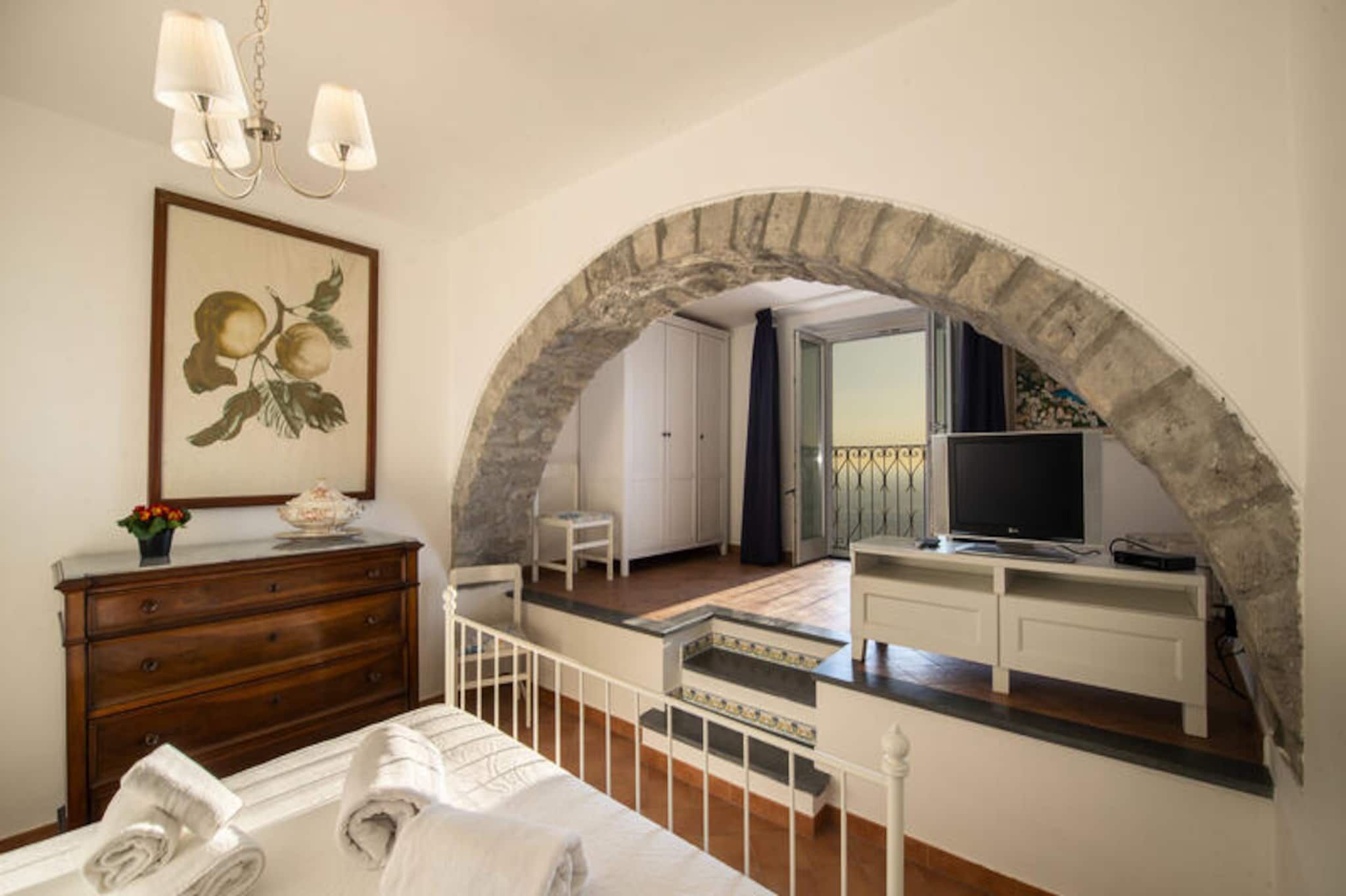 Apartment in Praiano with Capri Views