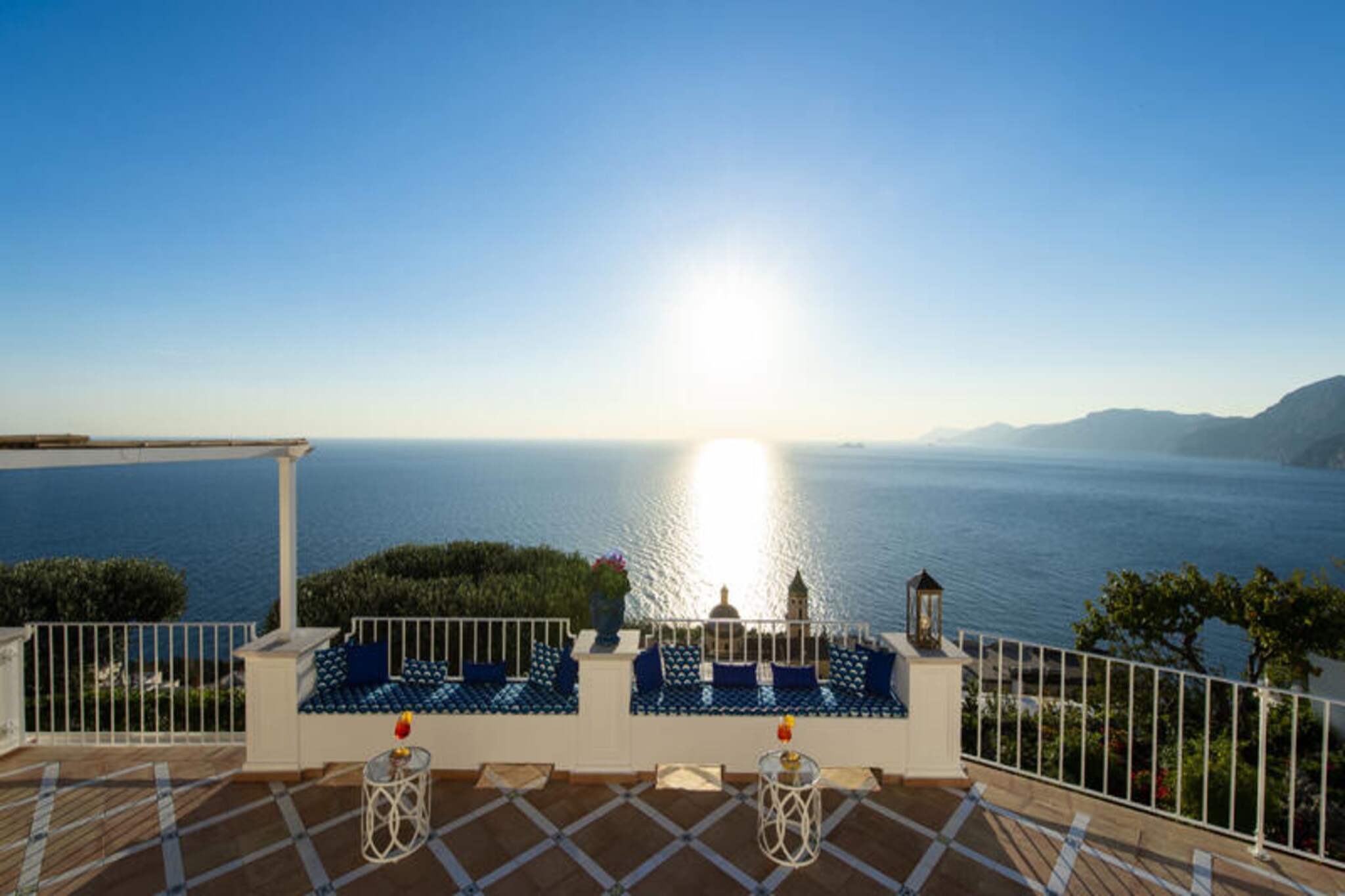 Villa in Praiano with Capri Sea Views